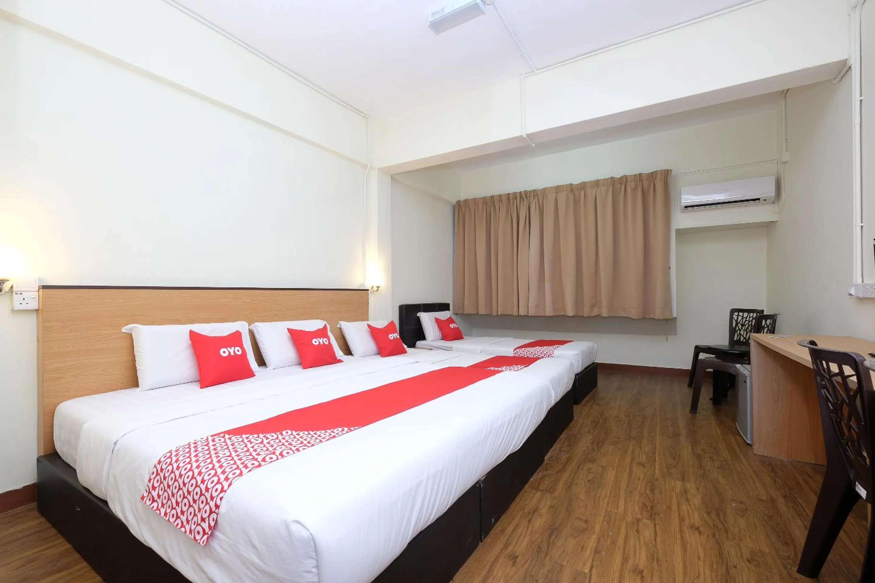 Bedroom, Bed in Hotel O 75