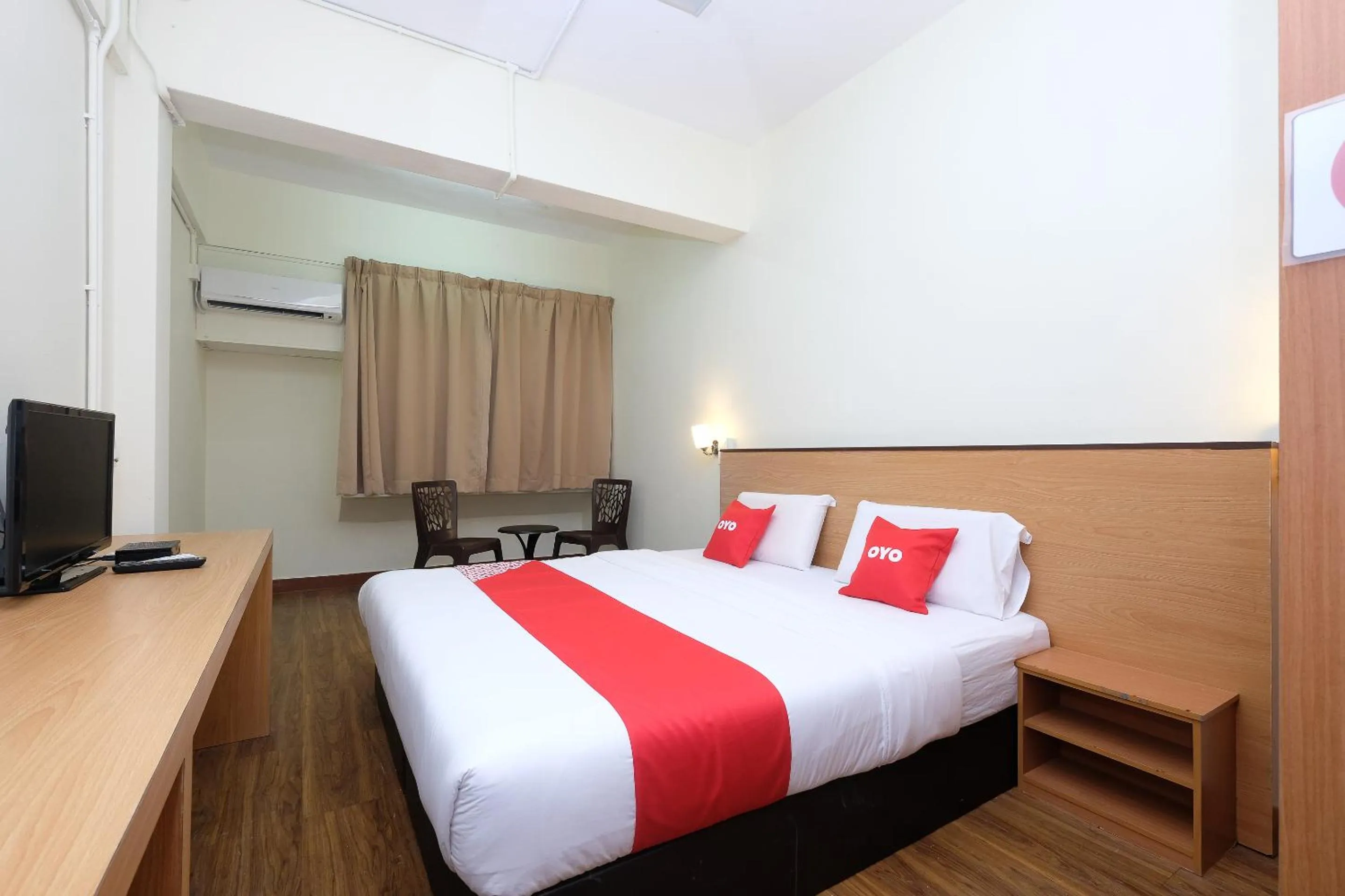 Bedroom, Bed in Hotel O 75