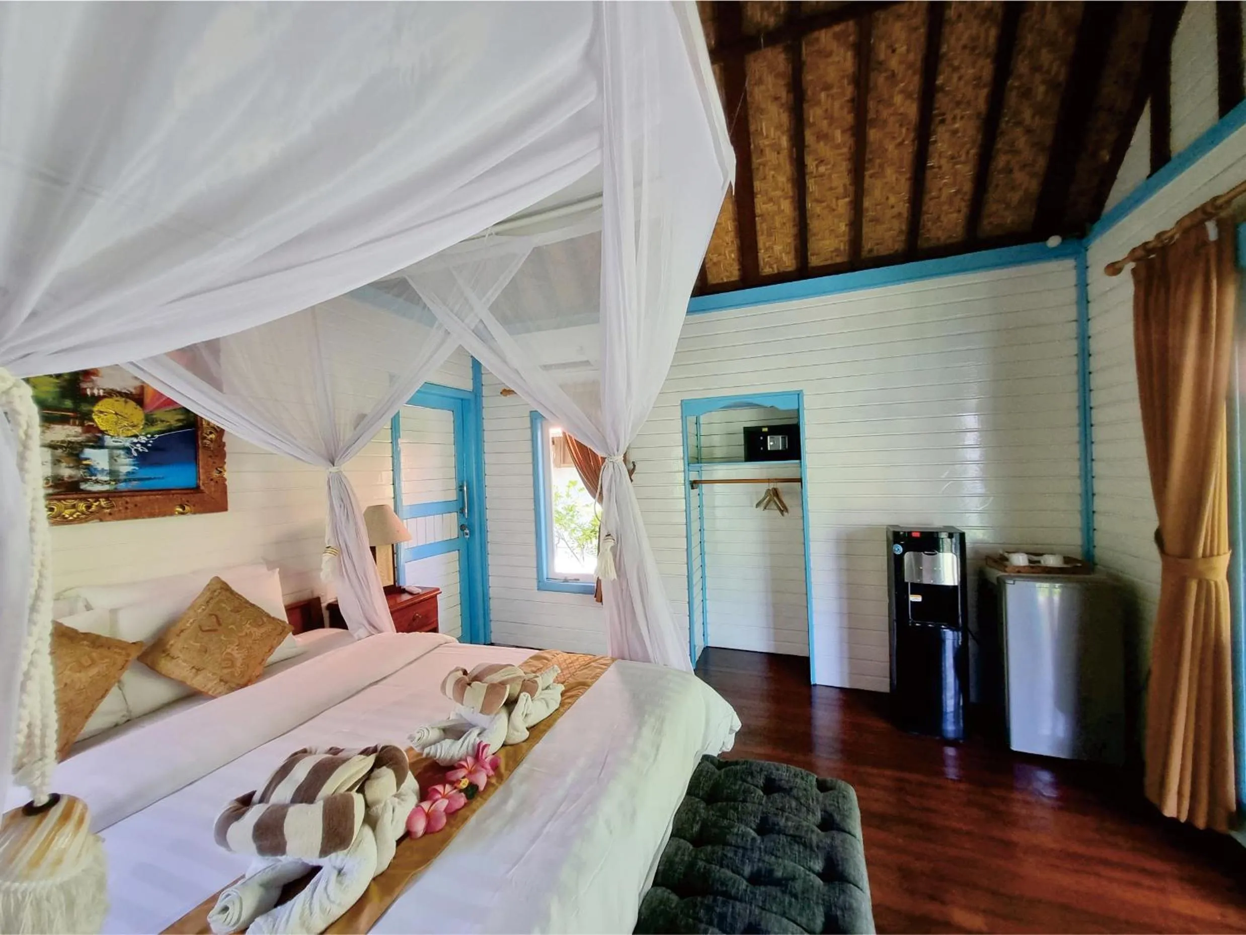 View (from property/room), Bed in The Akah Cottage