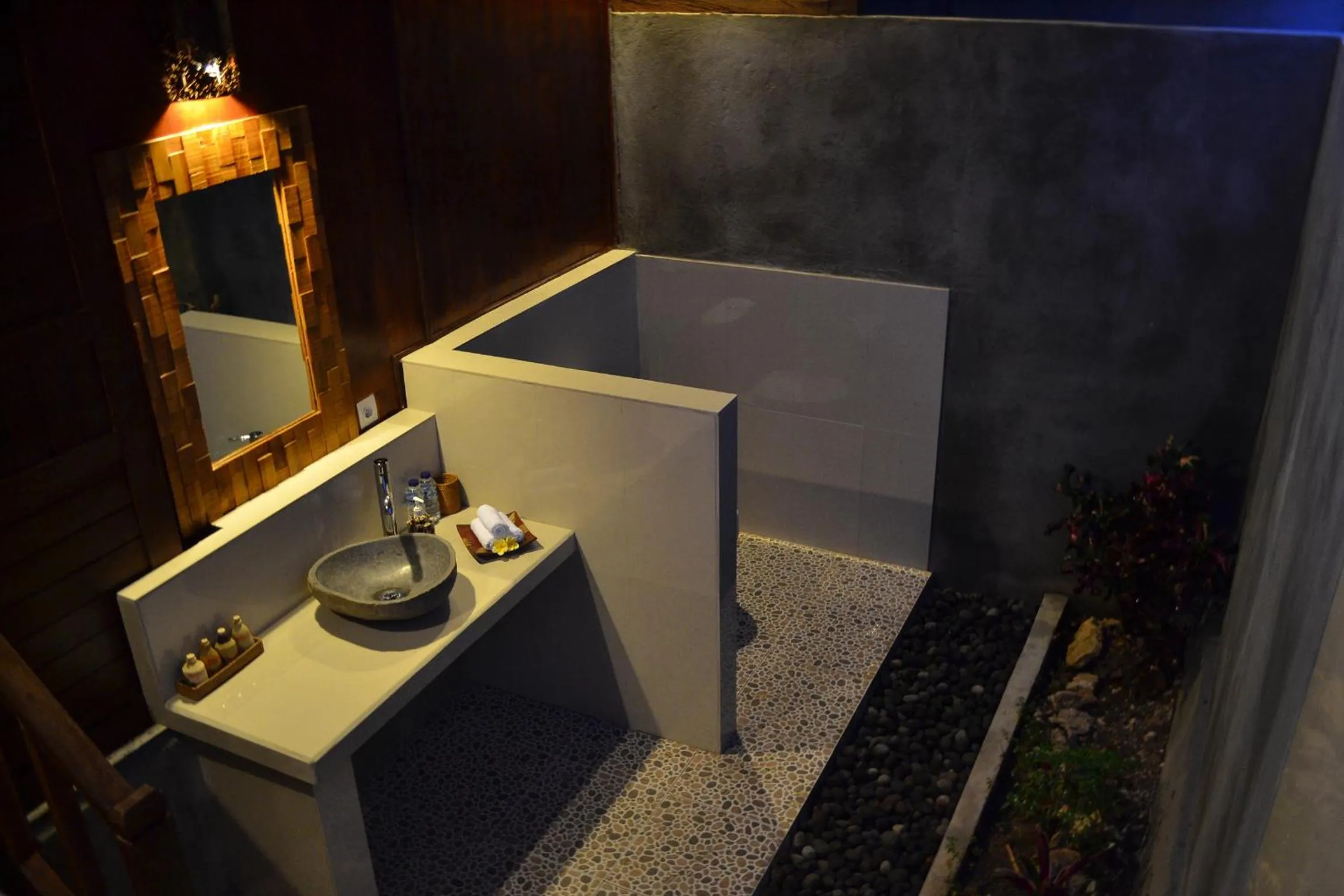 Toilet in The Akah Cottage