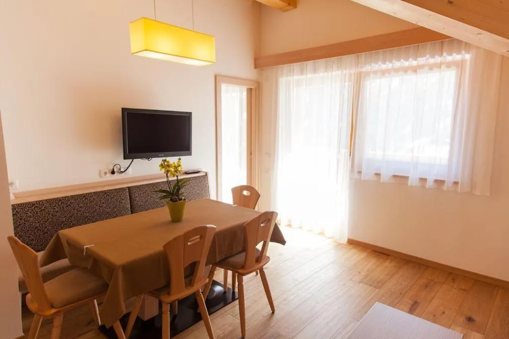 Day in Residence Armonia