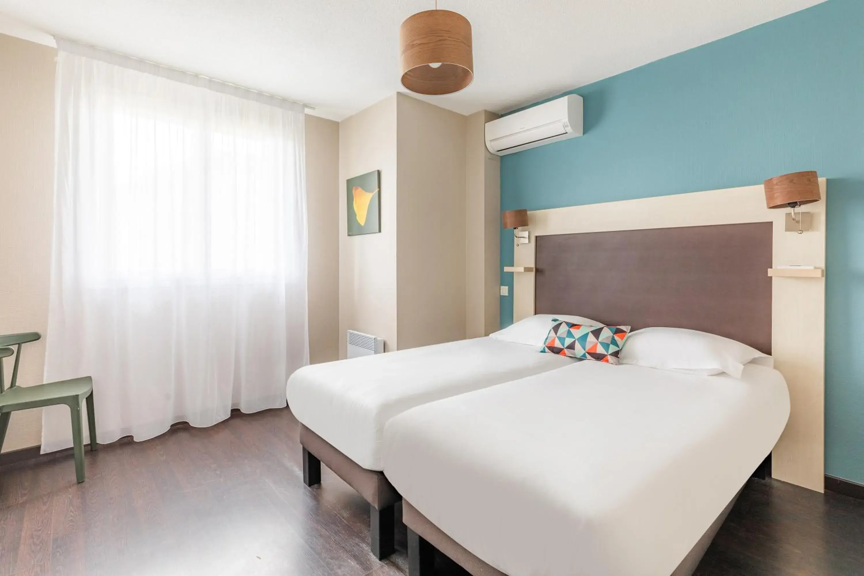 Bed in Appart'City Classic Bordeaux Aéroport St Jean D'Illac Bed in Appart'City Classic Bordeaux Aéroport St Jean D'Illac