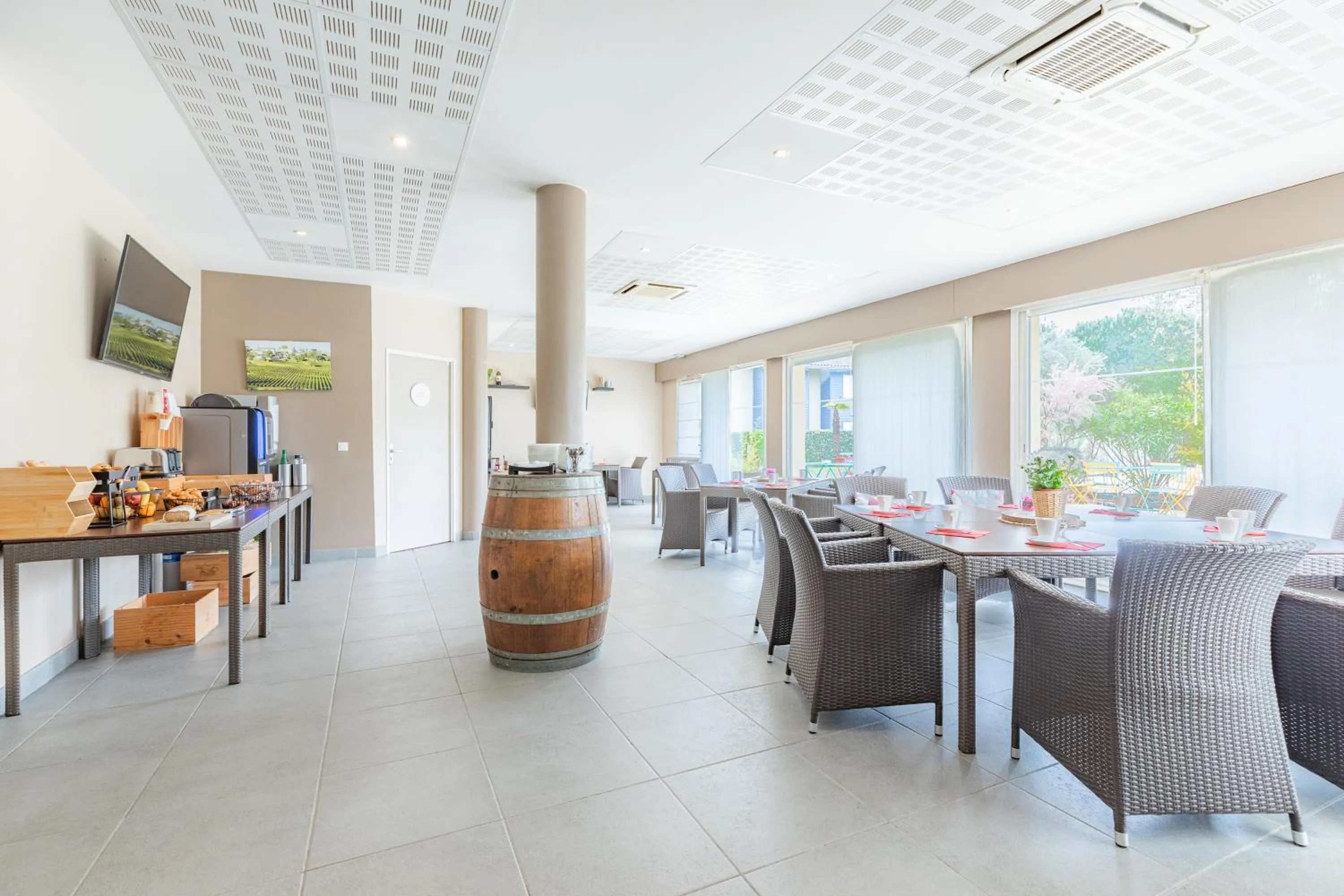 Breakfast in Appart'City Classic Bordeaux Aéroport St Jean D'Illac