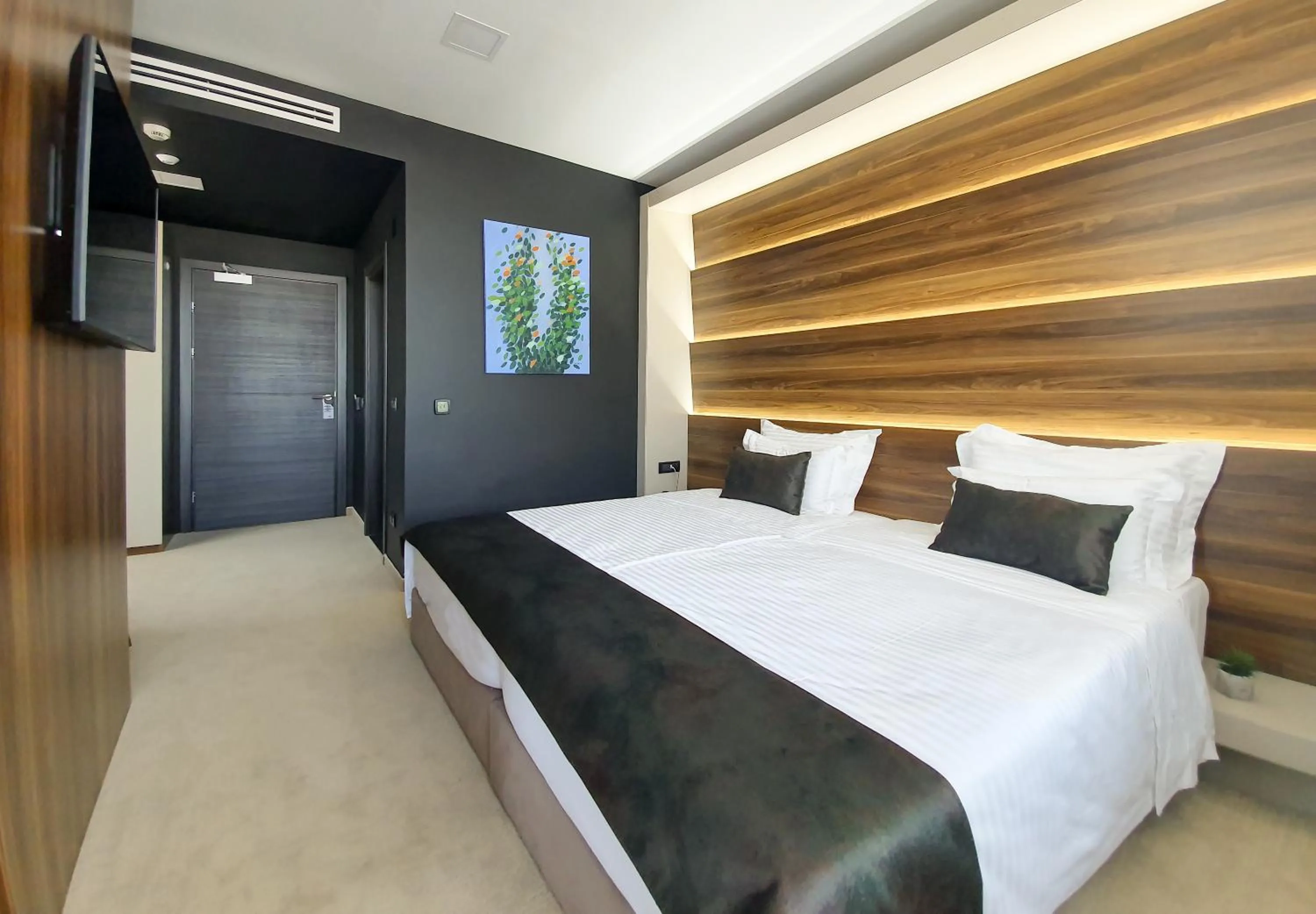 Bed in NB Hotel&Spa