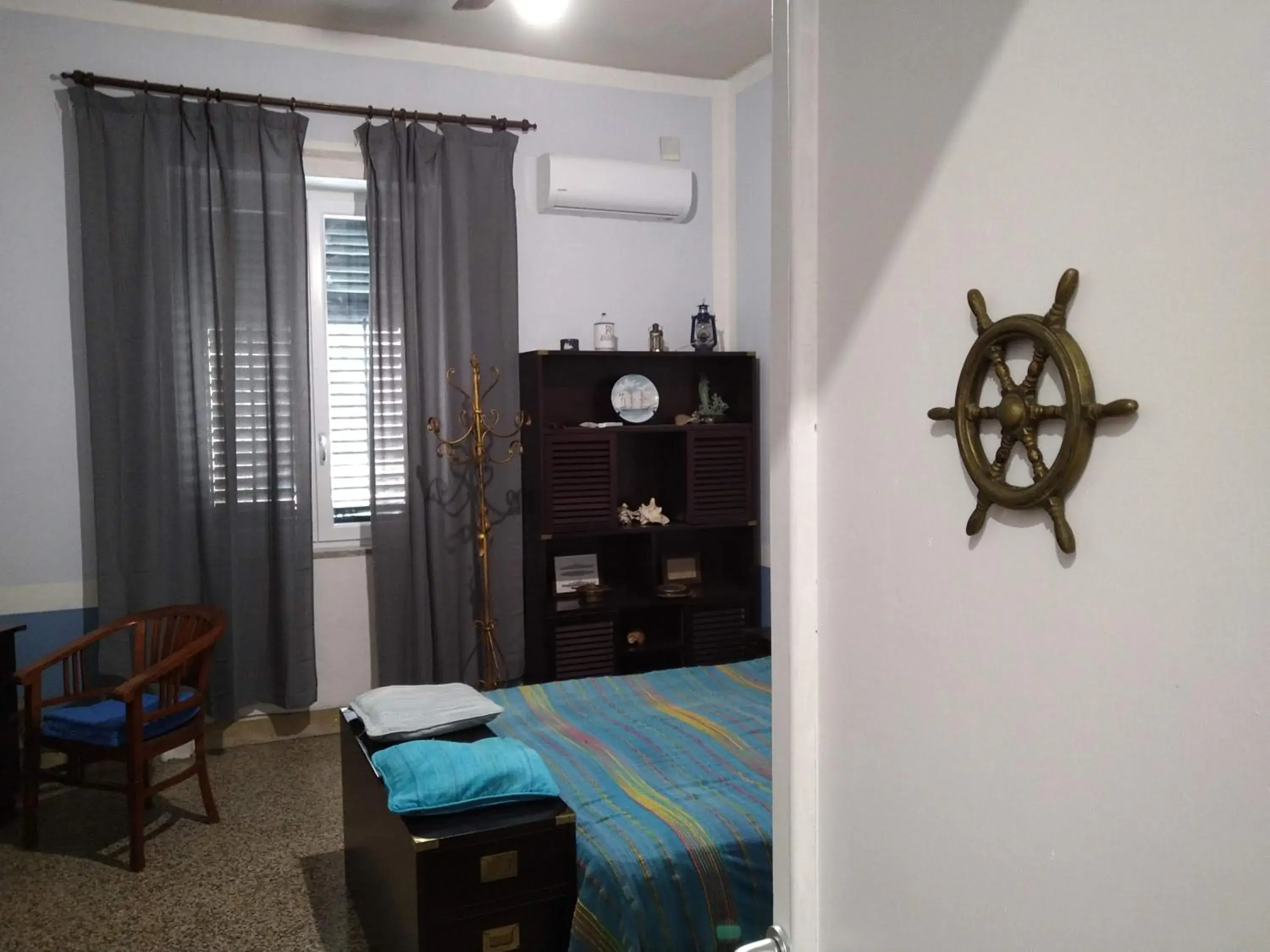 Quadruple Room with Private External Bathroom in Genio del Porto - Mabbonath Quadruple Room with Private External Bathroom in Genio del Porto - Mabbonath