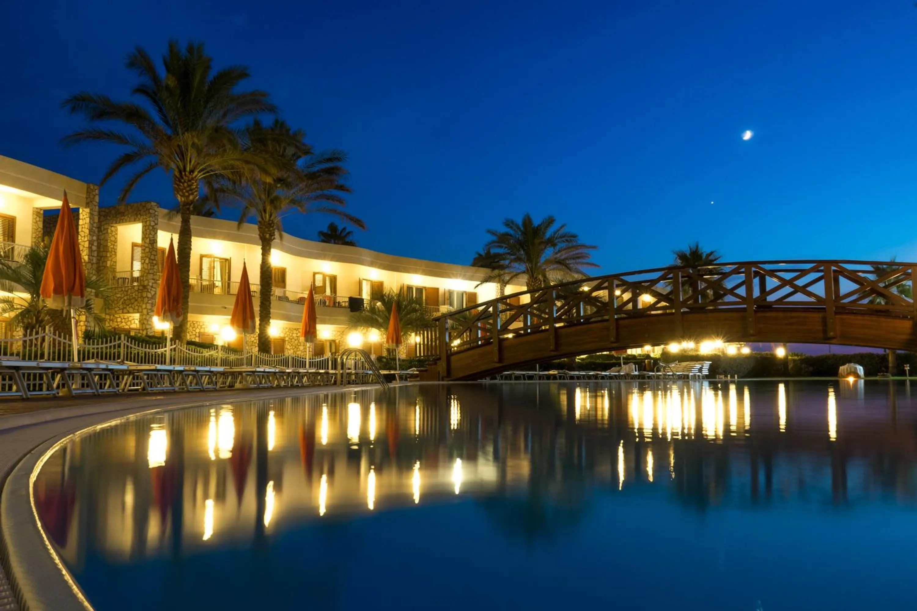 Swimming pool in Club Residence La Castellana Mare