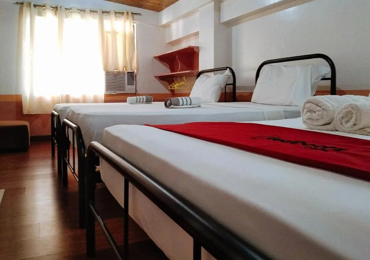 Bed in RedDoorz near SGM Condotel Villa Beach Iloilo