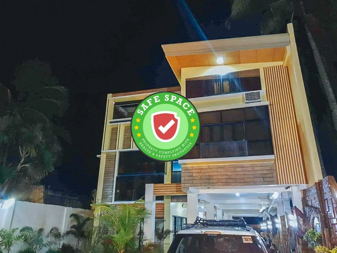 Property building in RedDoorz near SGM Condotel Villa Beach Iloilo