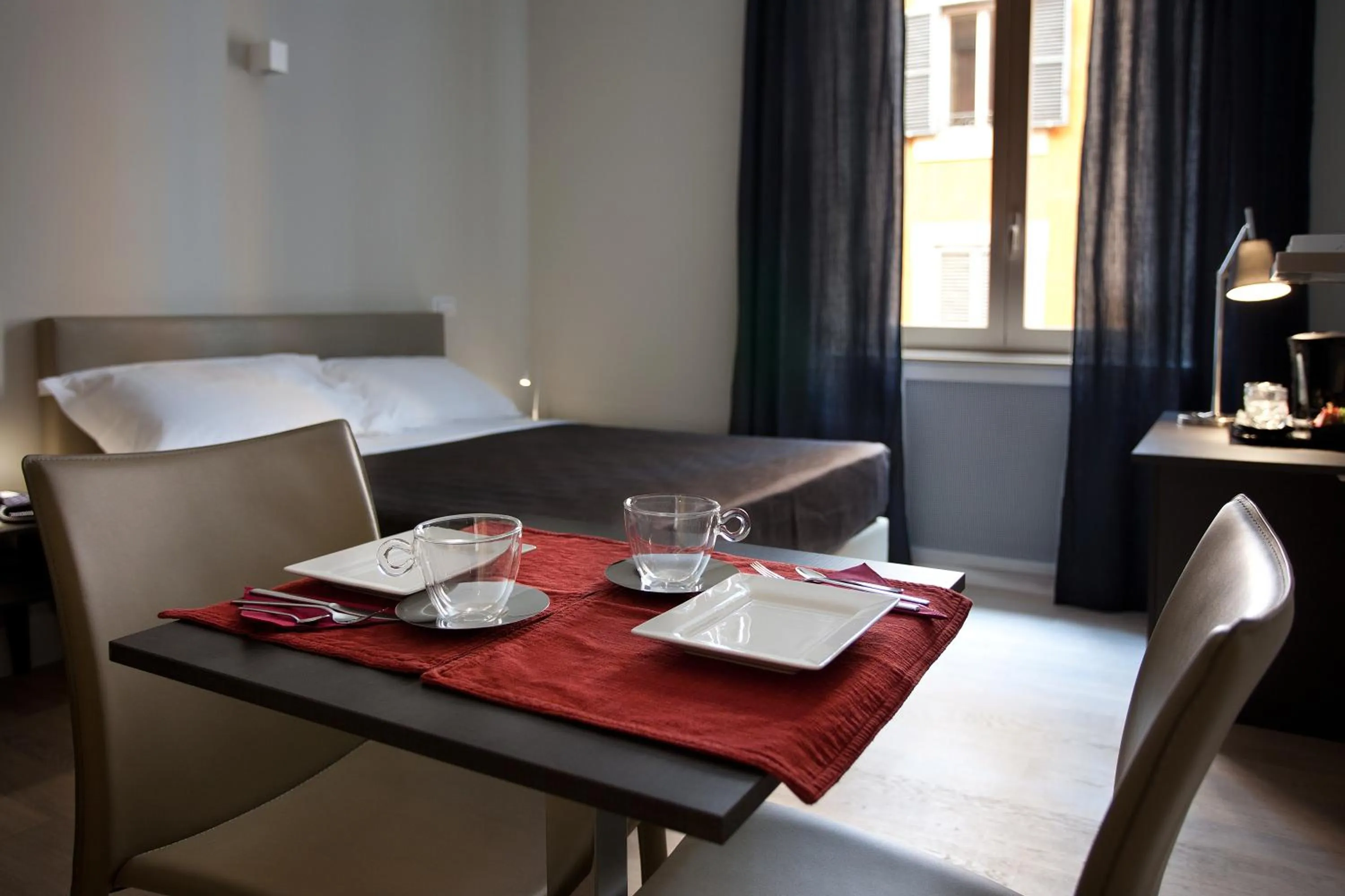 Seating area in Regola Suite