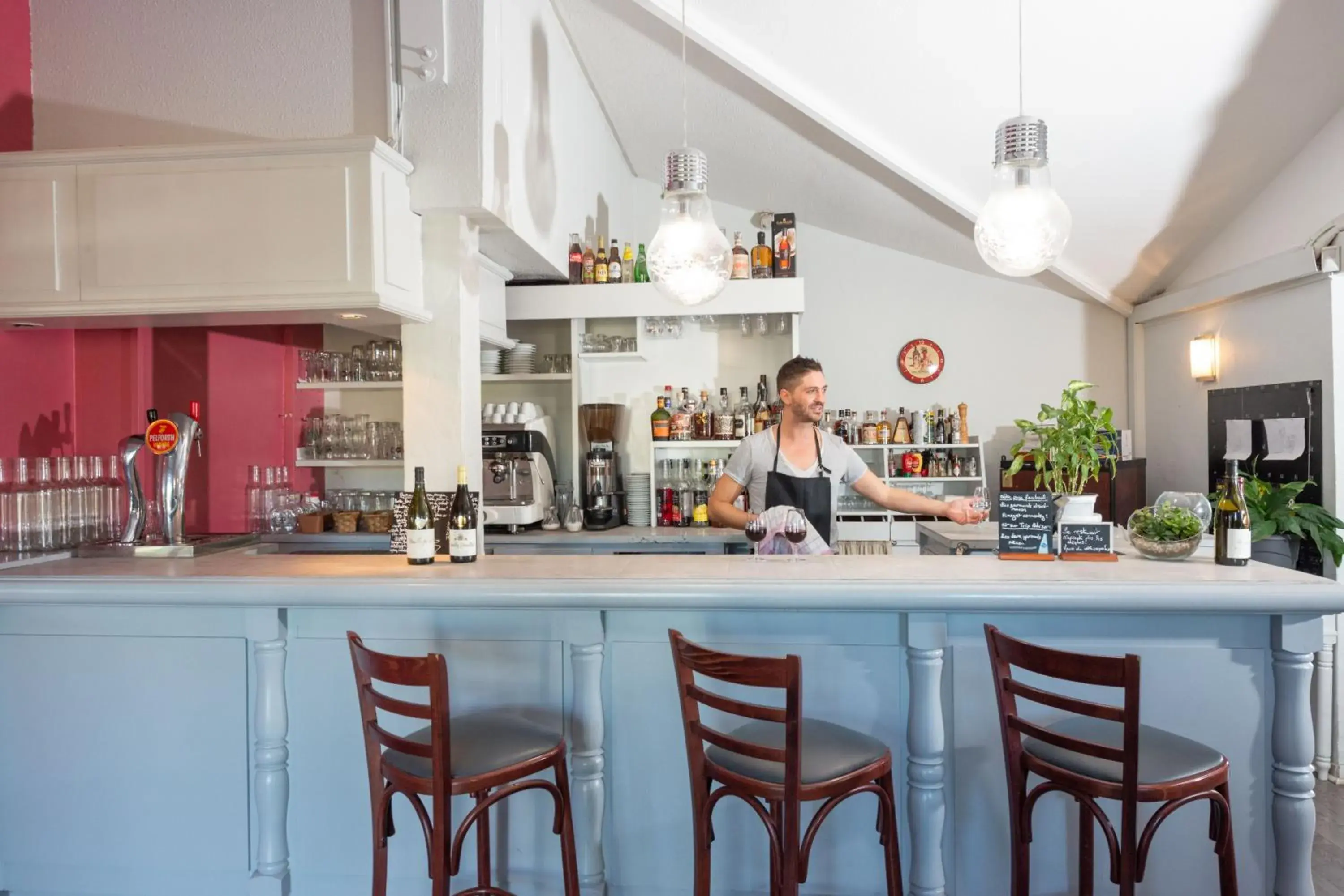 Restaurant/places to eat in ibis Budget Mâcon Sud Restaurant/places to eat in ibis Budget Mâcon Sud