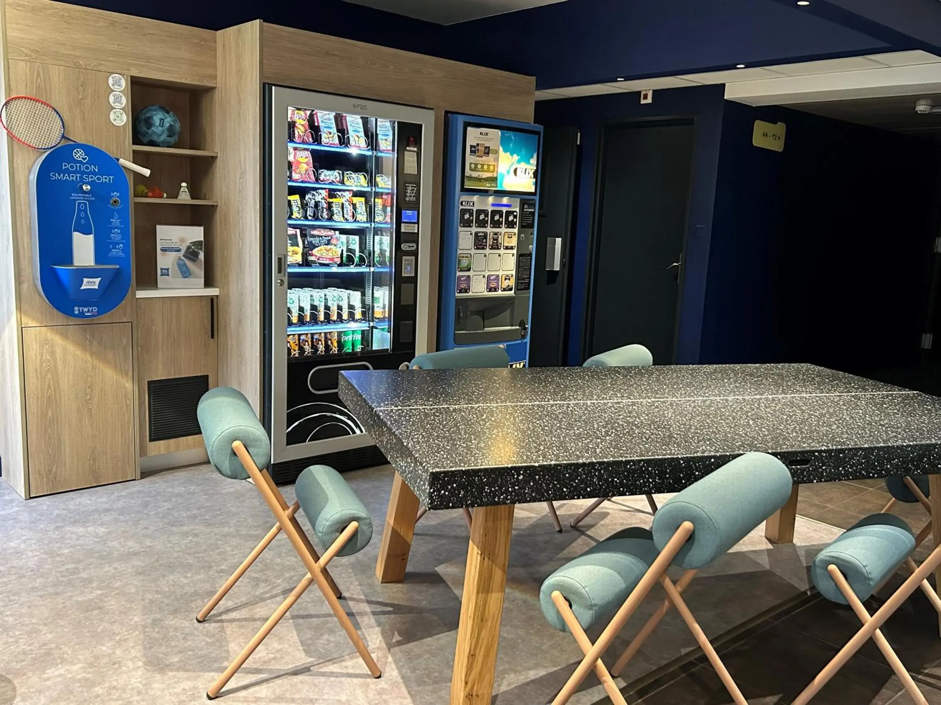 Lobby or reception in ibis Budget Mâcon Sud Lobby or reception in ibis Budget Mâcon Sud