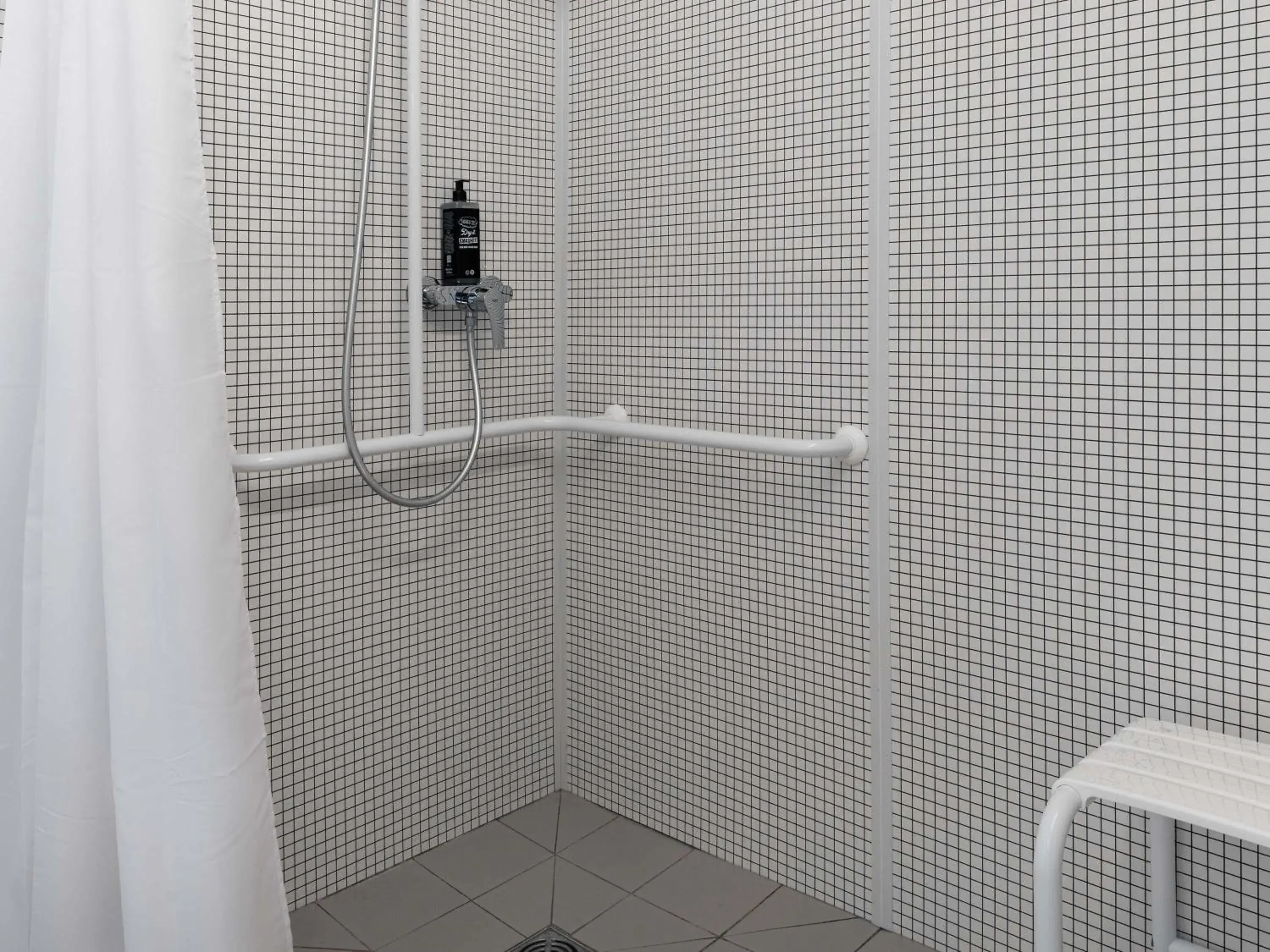 Bedroom in ibis Budget Mâcon Sud Bedroom in ibis Budget Mâcon Sud