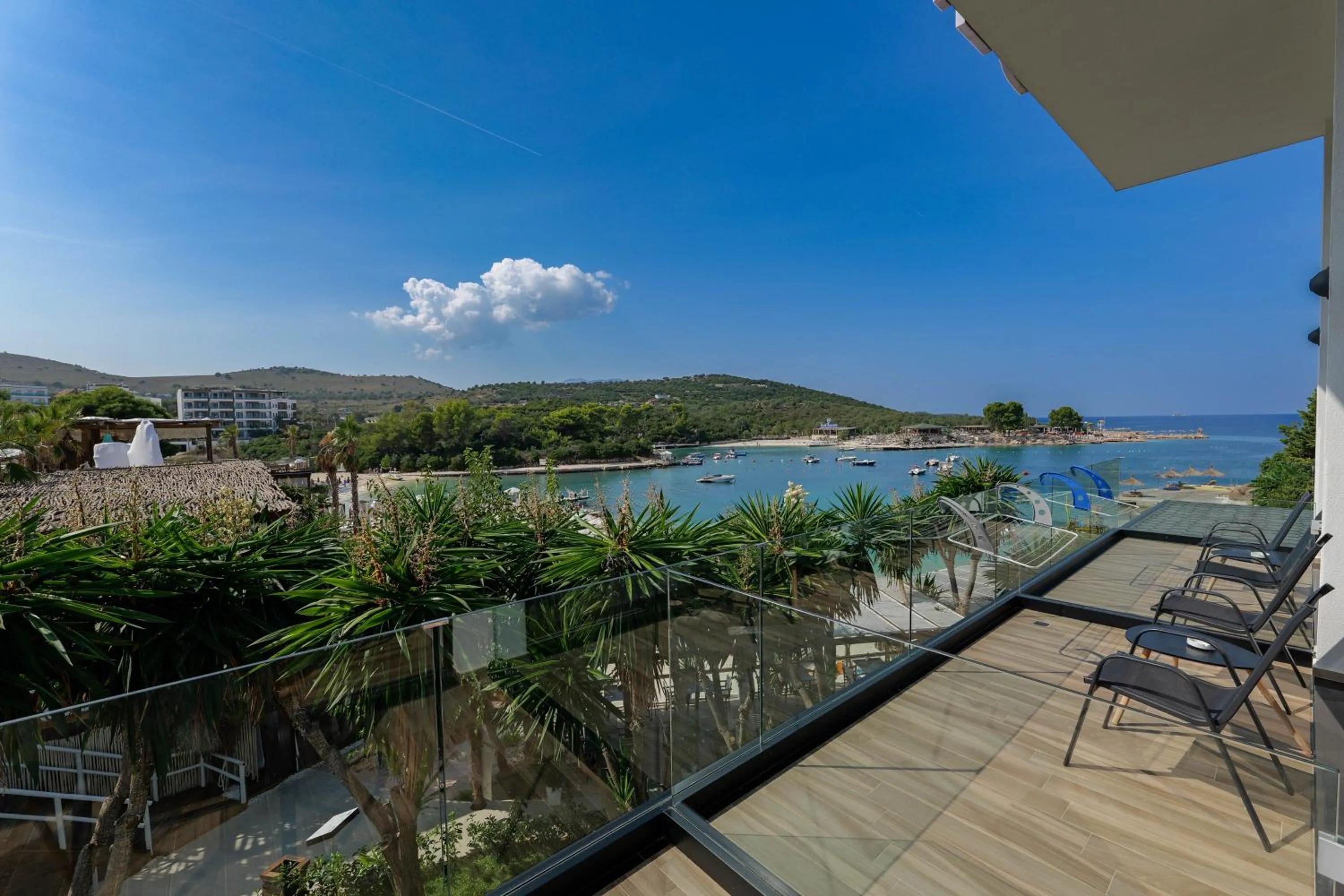 Balcony/Terrace in HOTEL DENOEL