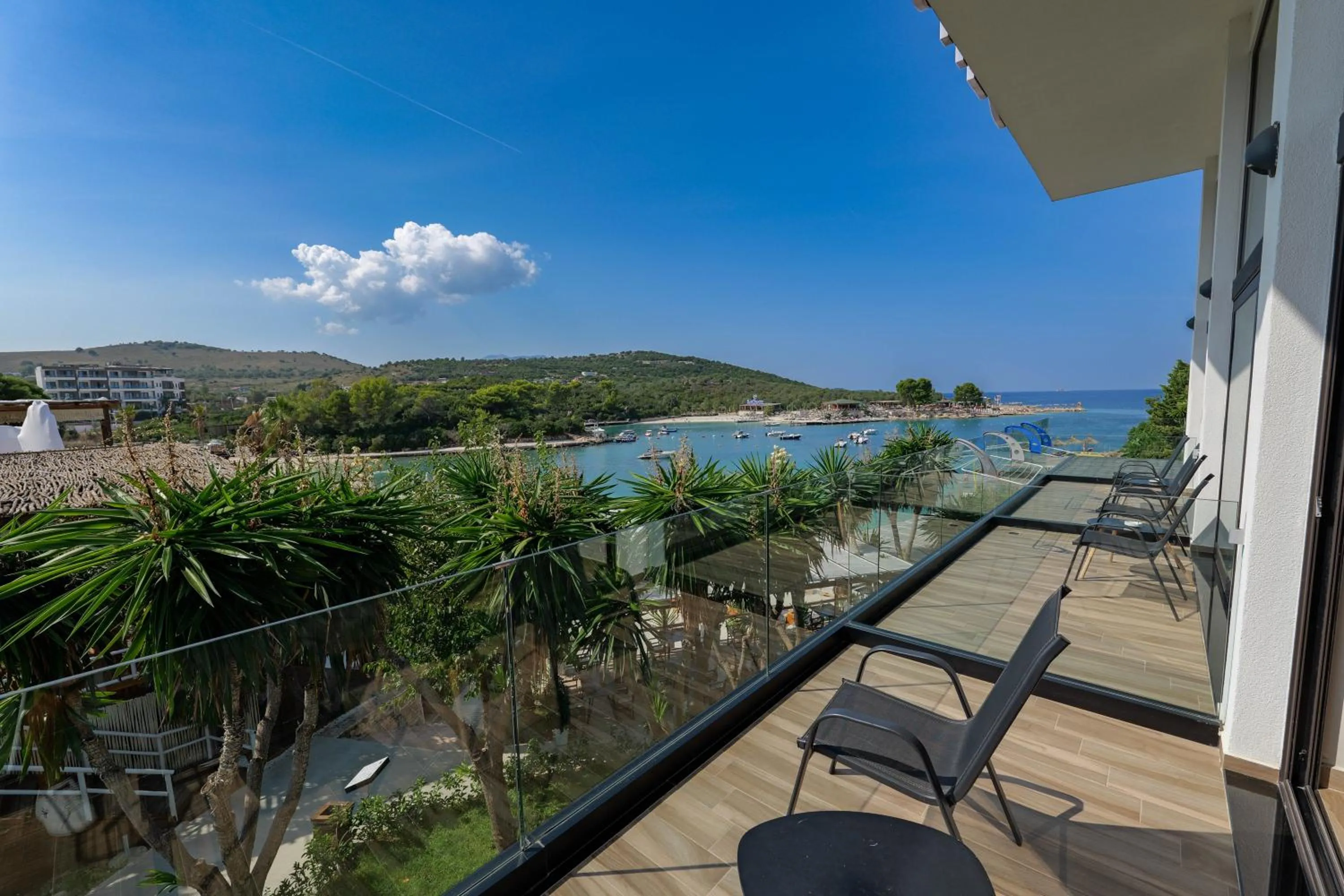 Balcony/Terrace in HOTEL DENOEL