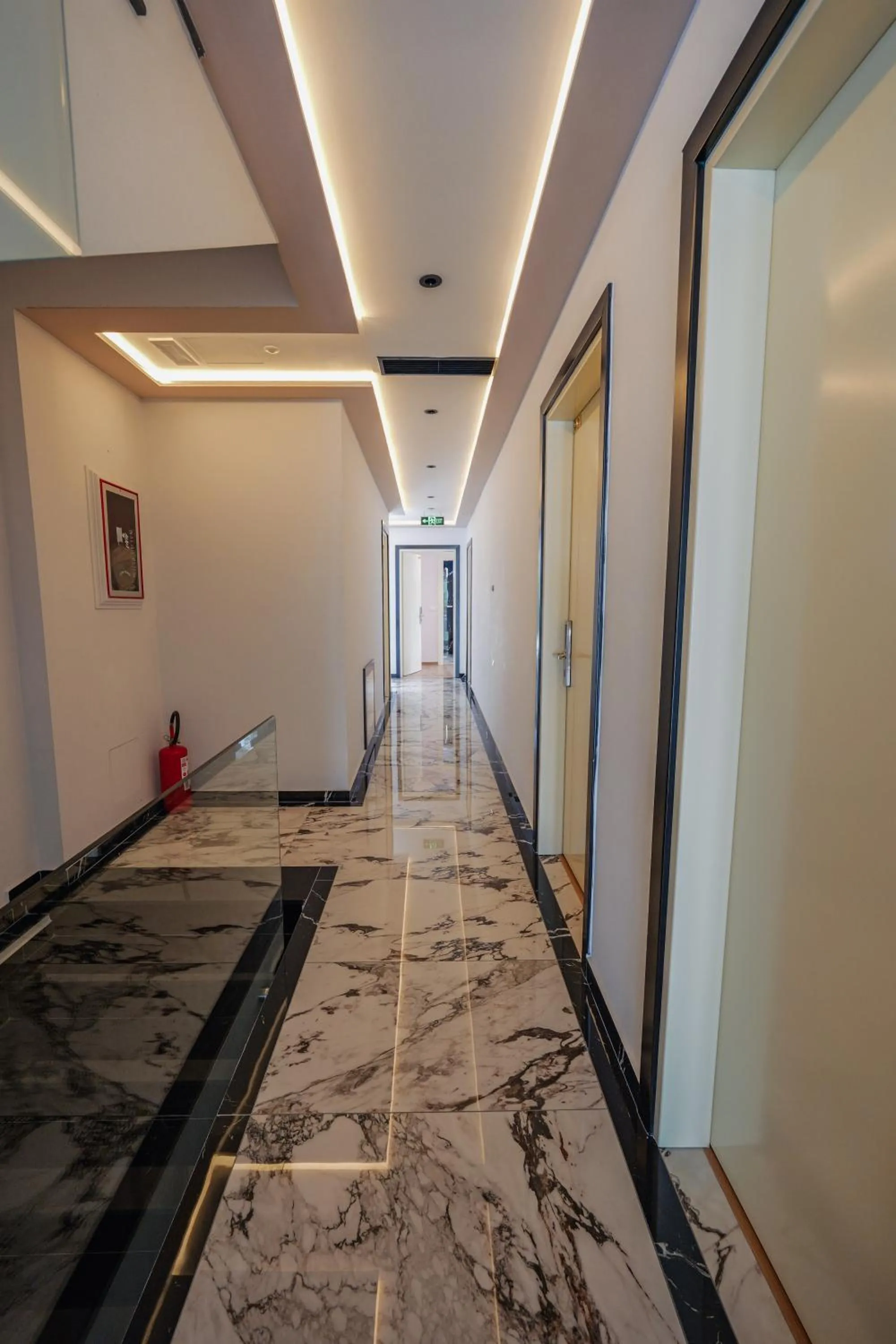 Lobby or reception in HOTEL DENOEL