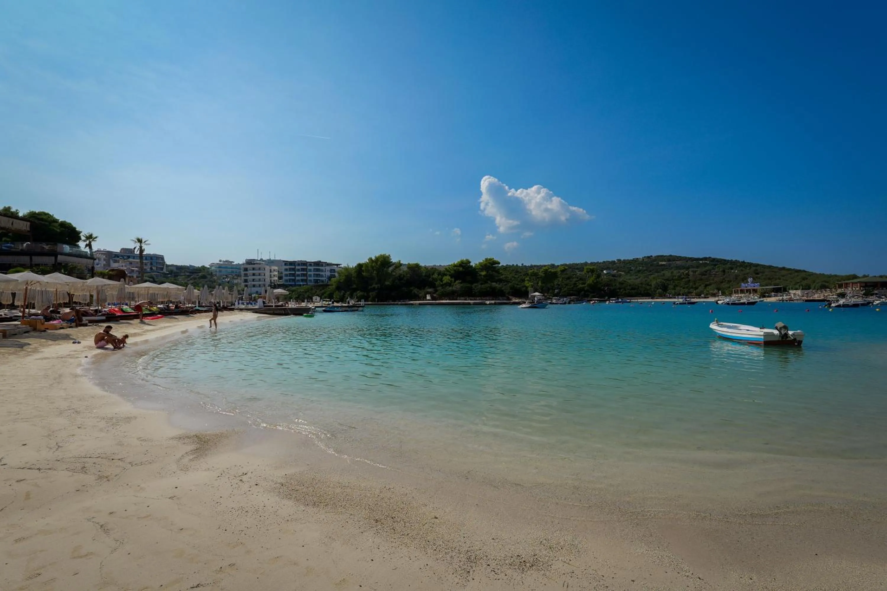 Beach in HOTEL DENOEL