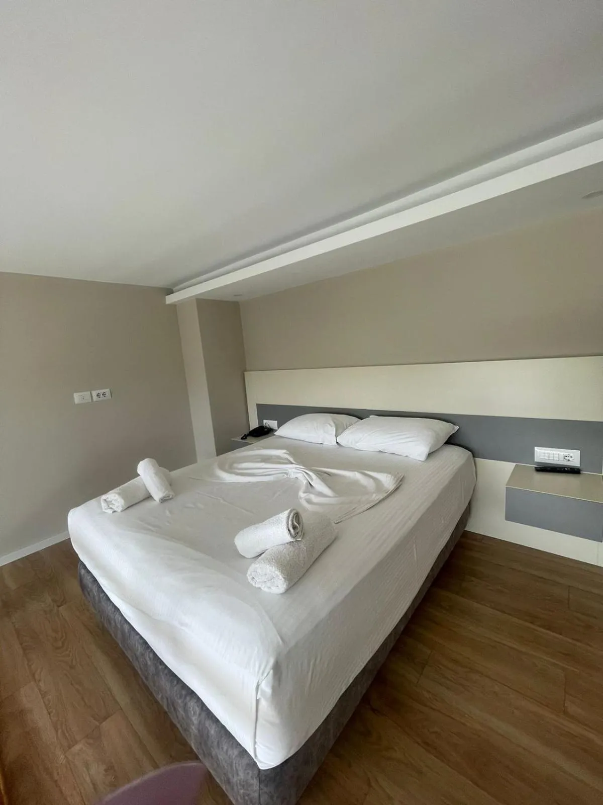 Bed in HOTEL DENOEL