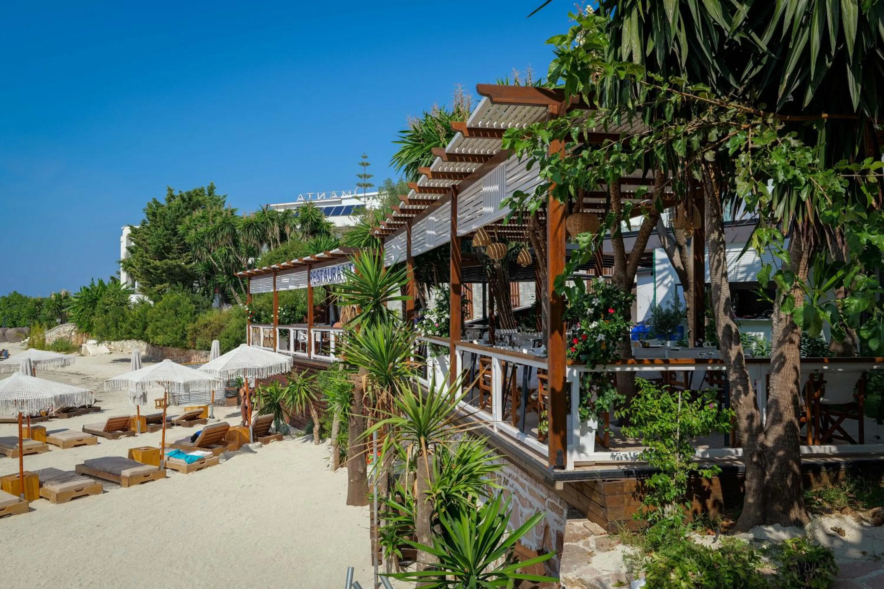 Property building in HOTEL DENOEL