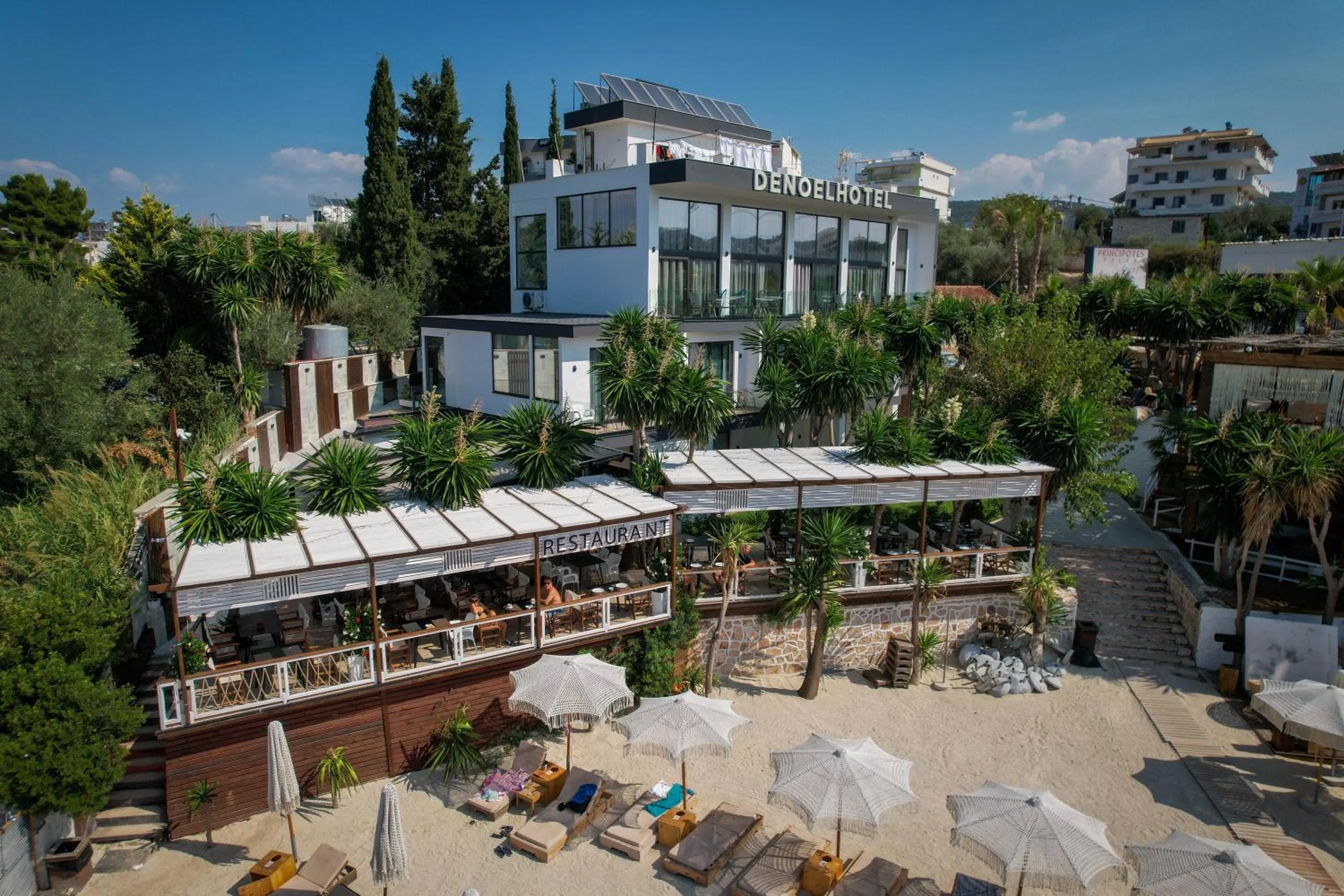 Property building in HOTEL DENOEL