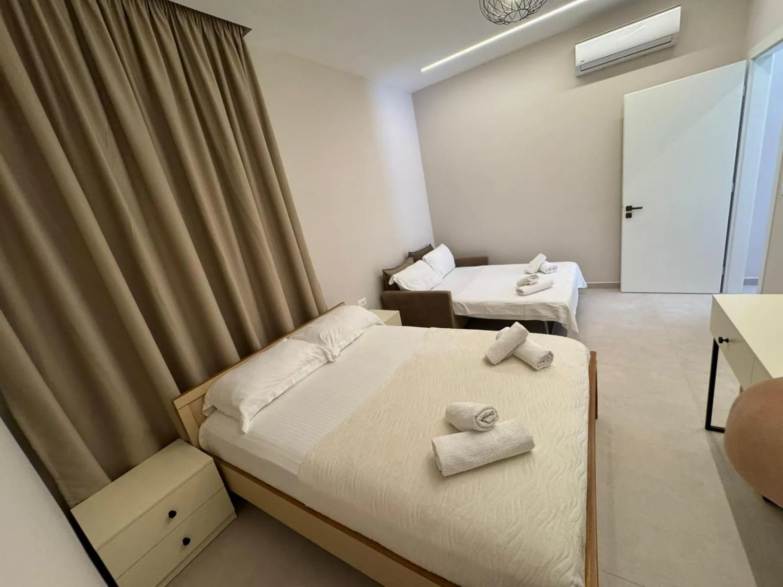 Photo of the whole room, Bed in HOTEL DENOEL