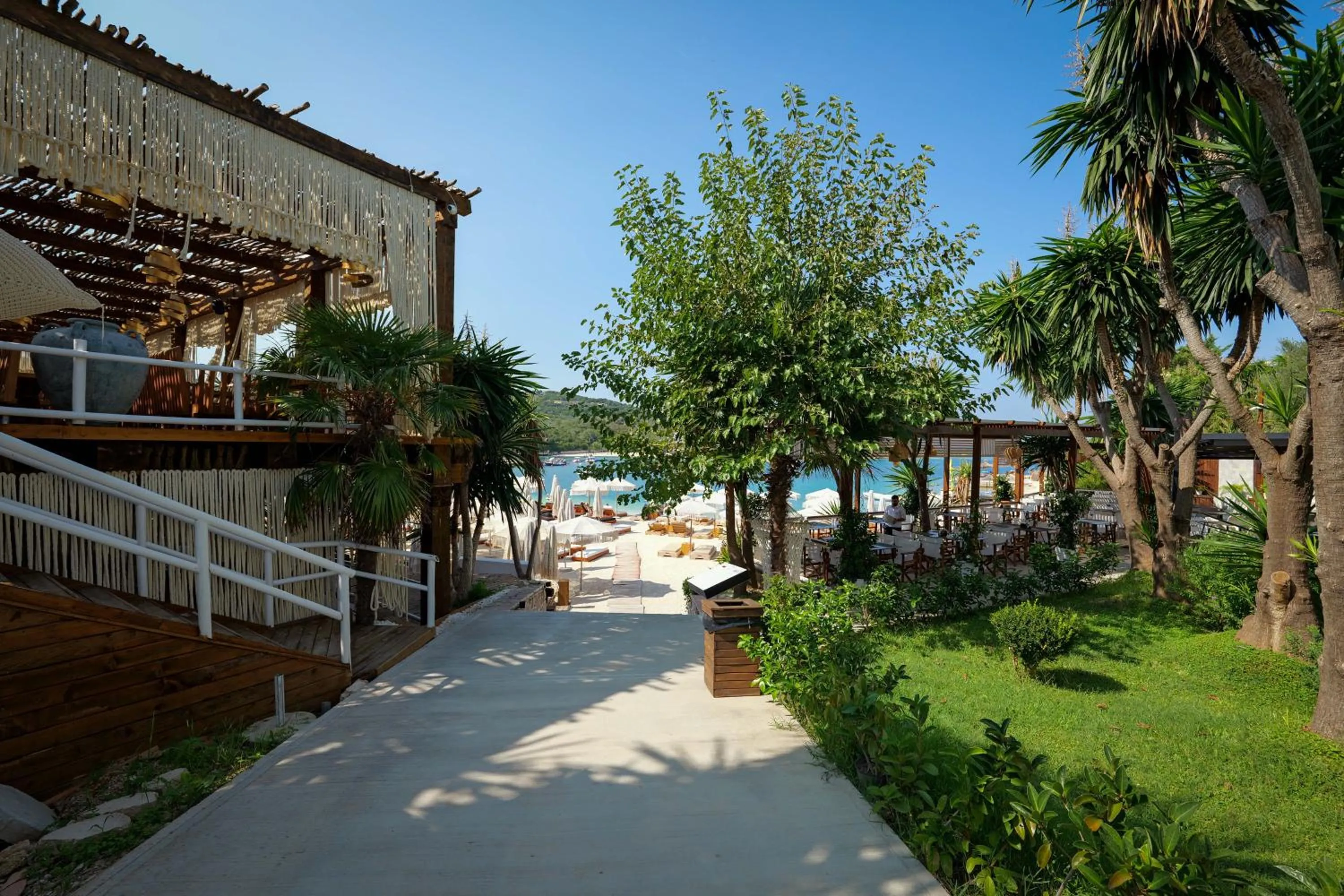 Garden in HOTEL DENOEL