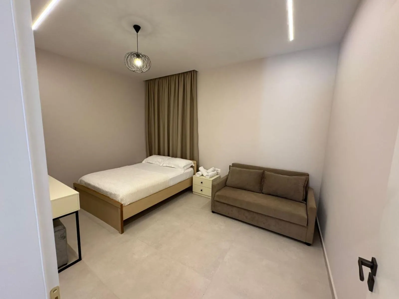 Bedroom, Bed in HOTEL DENOEL