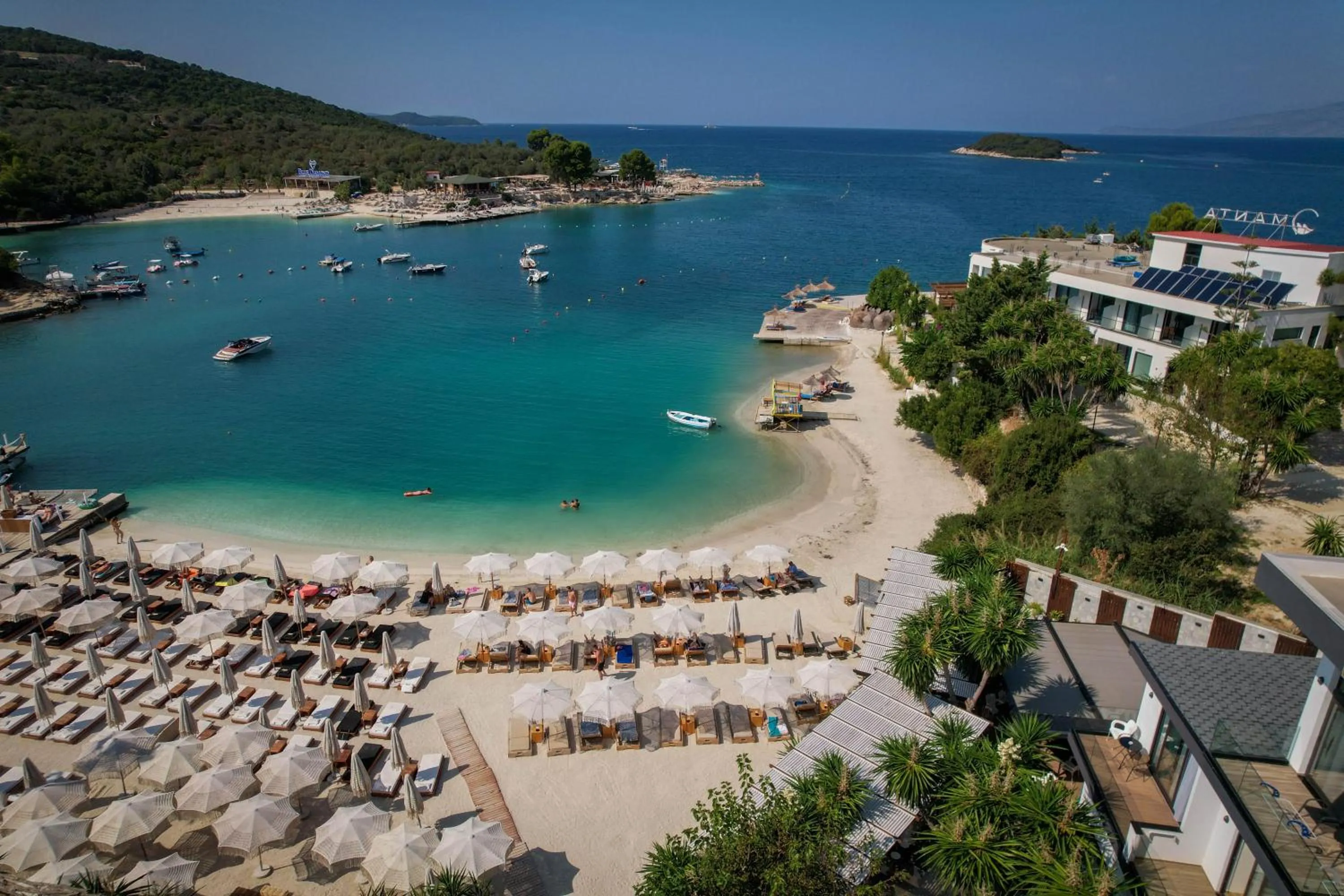 Bird's eye view in HOTEL DENOEL