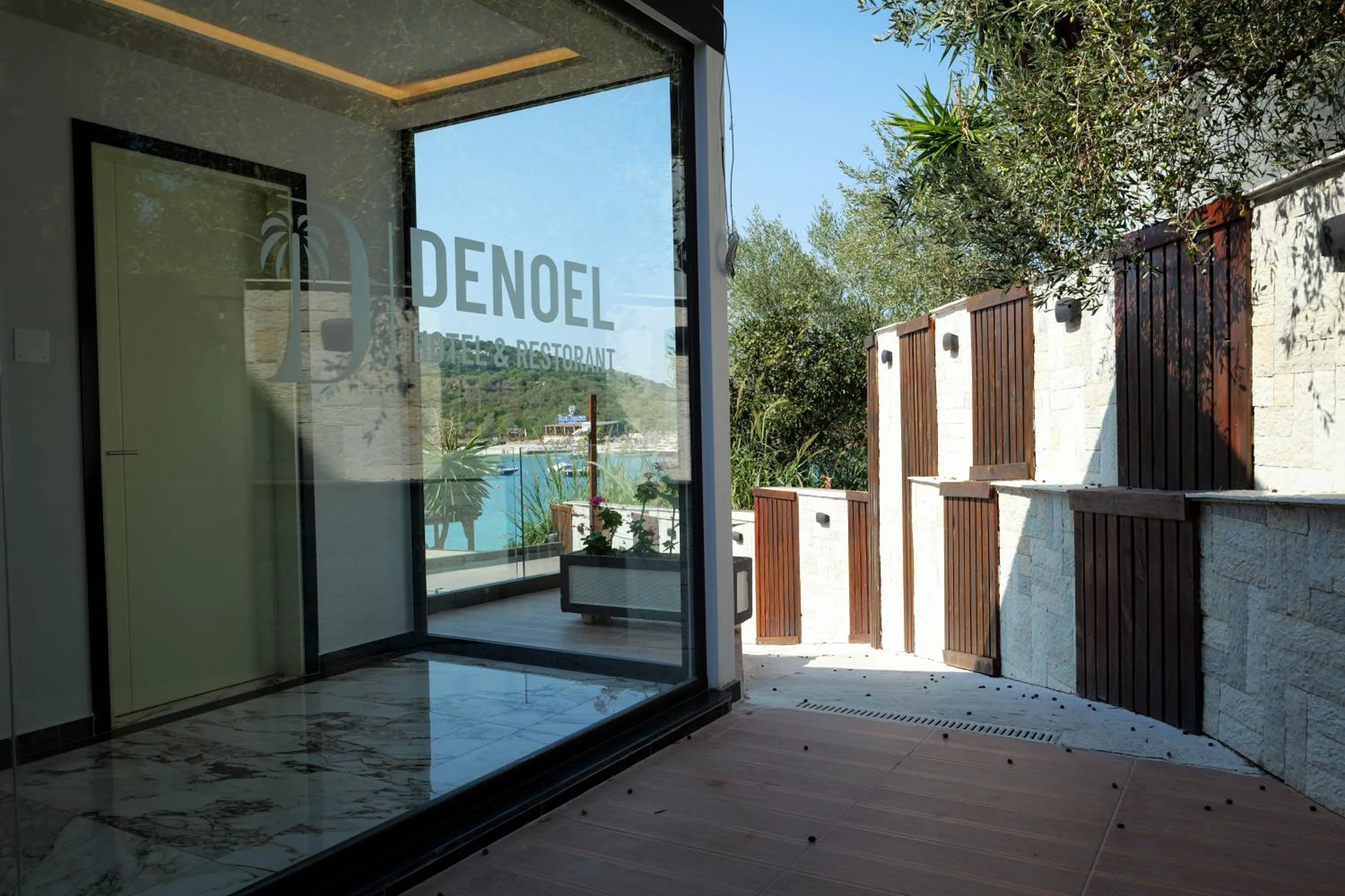 Property building in HOTEL DENOEL