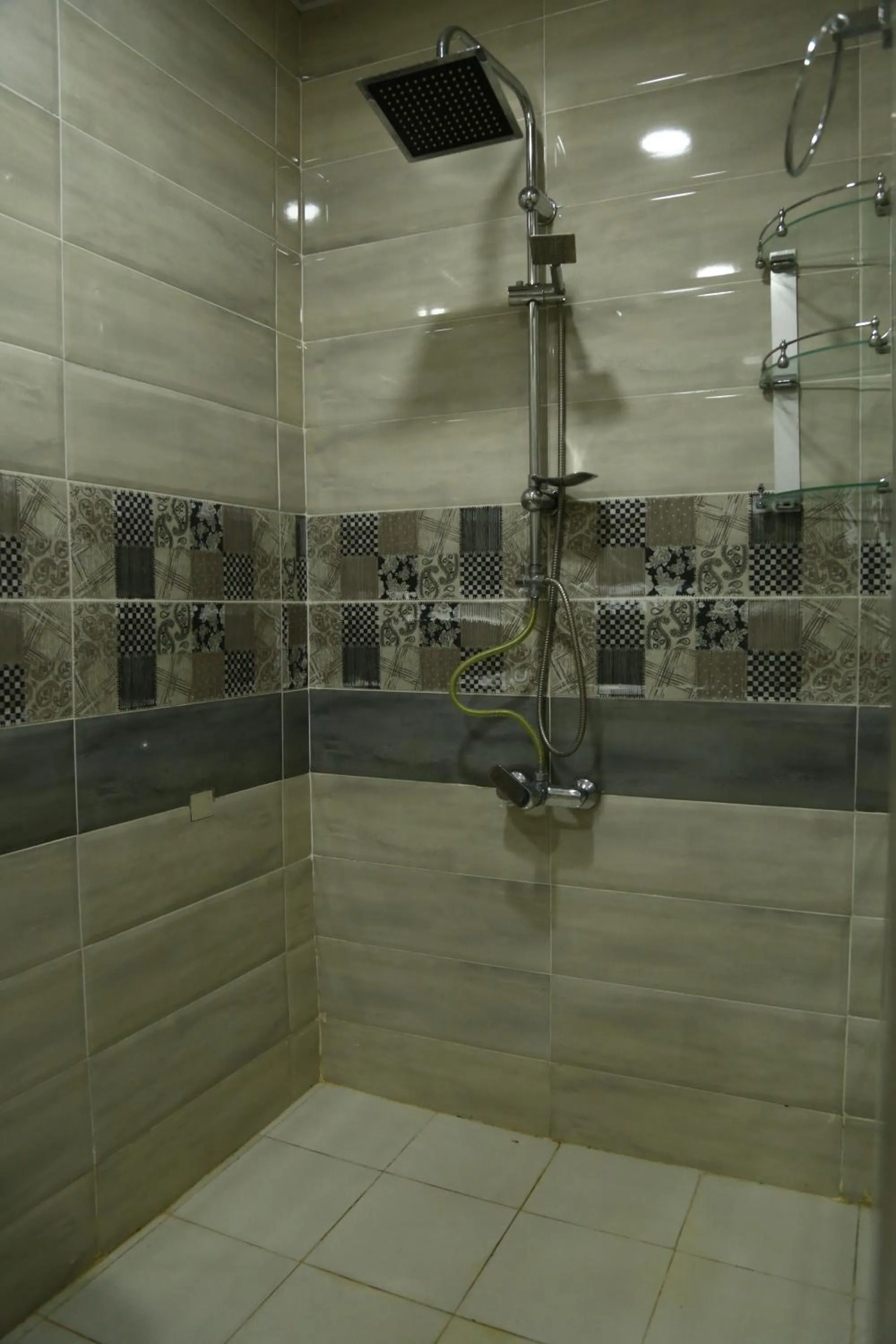 Shower in BERIKA HOUSE