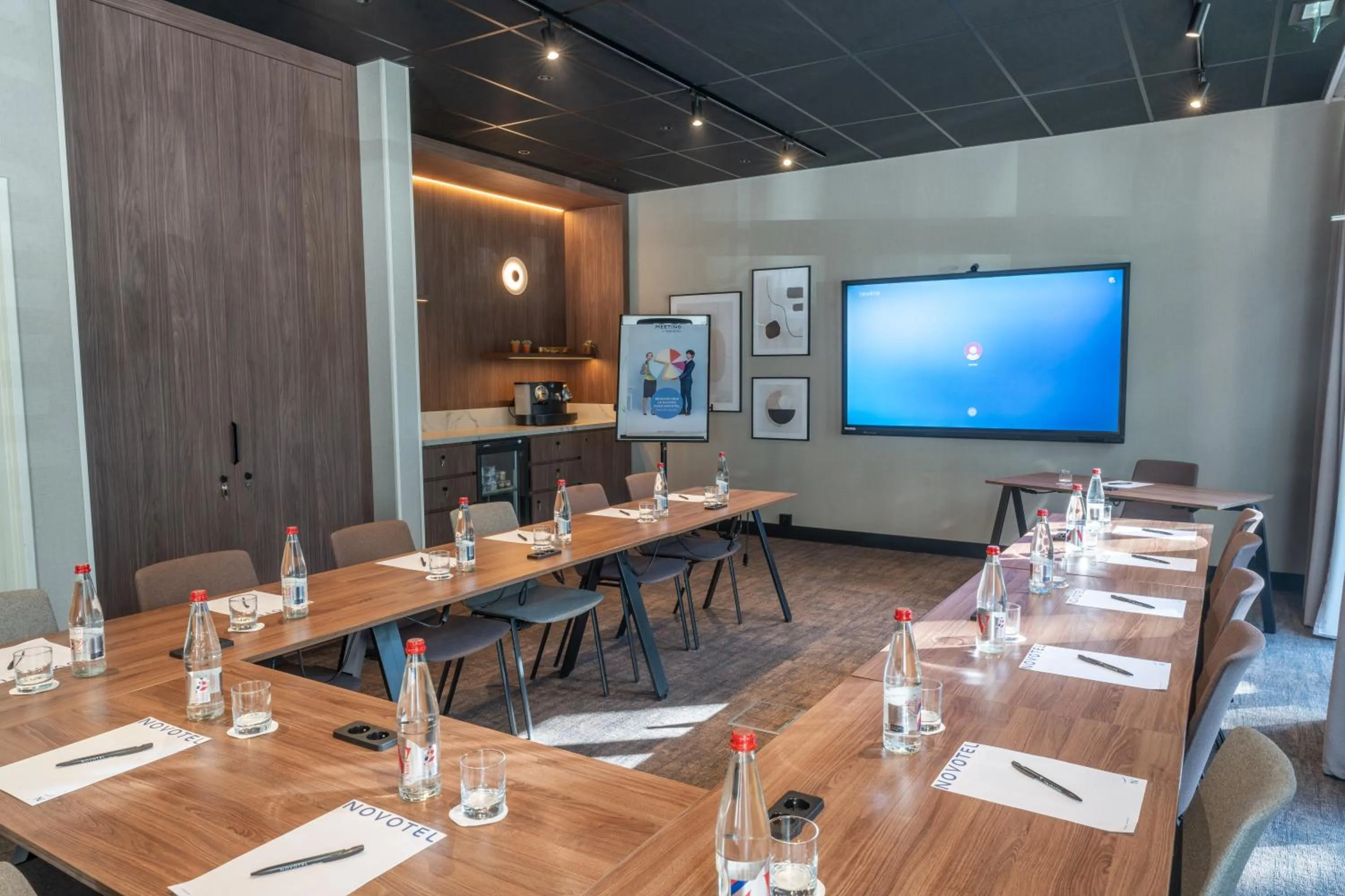 Meeting/conference room in Novotel Nantes Centre Bord de Loire