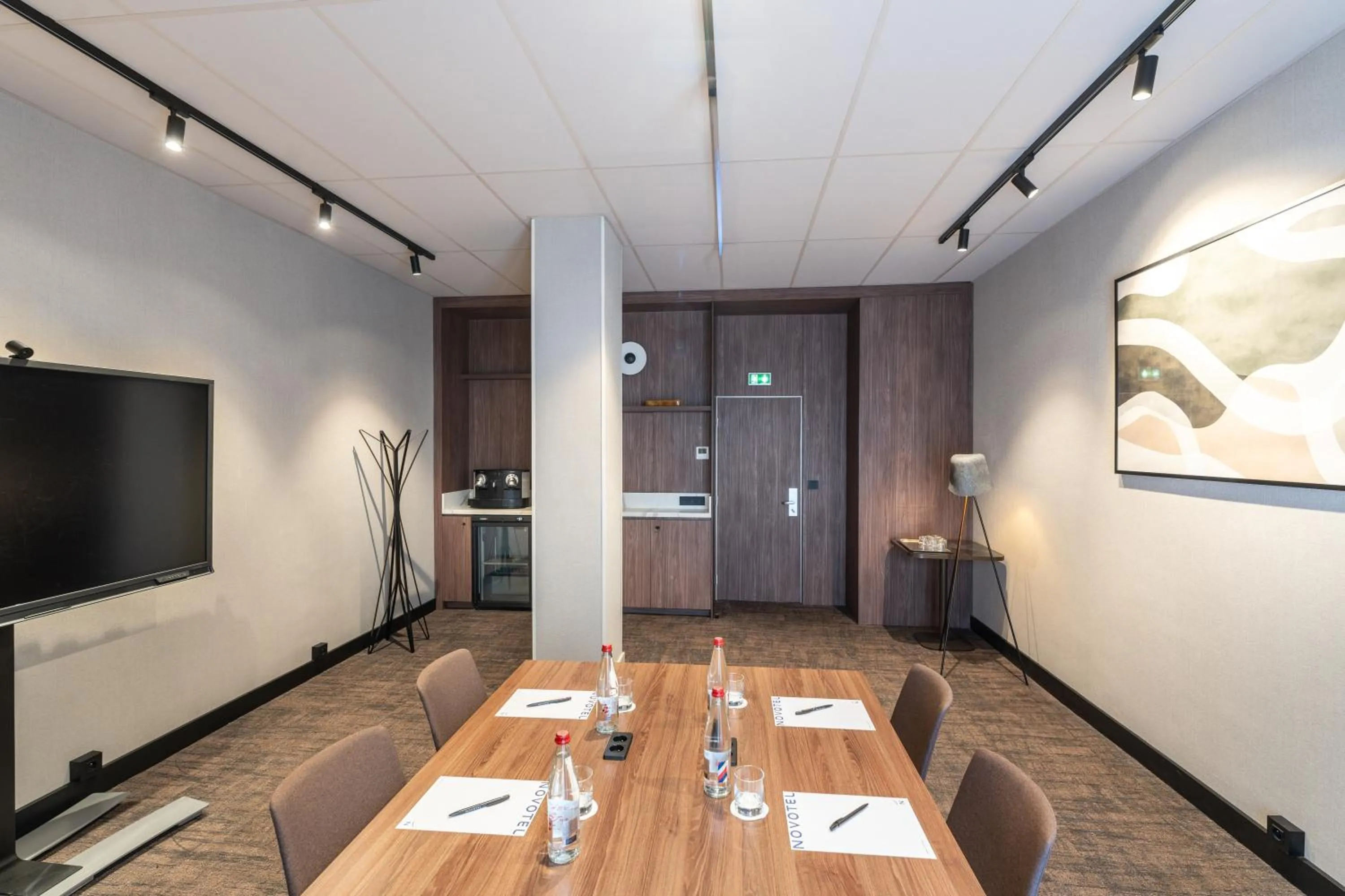 Seating area in Novotel Nantes Centre Bord de Loire