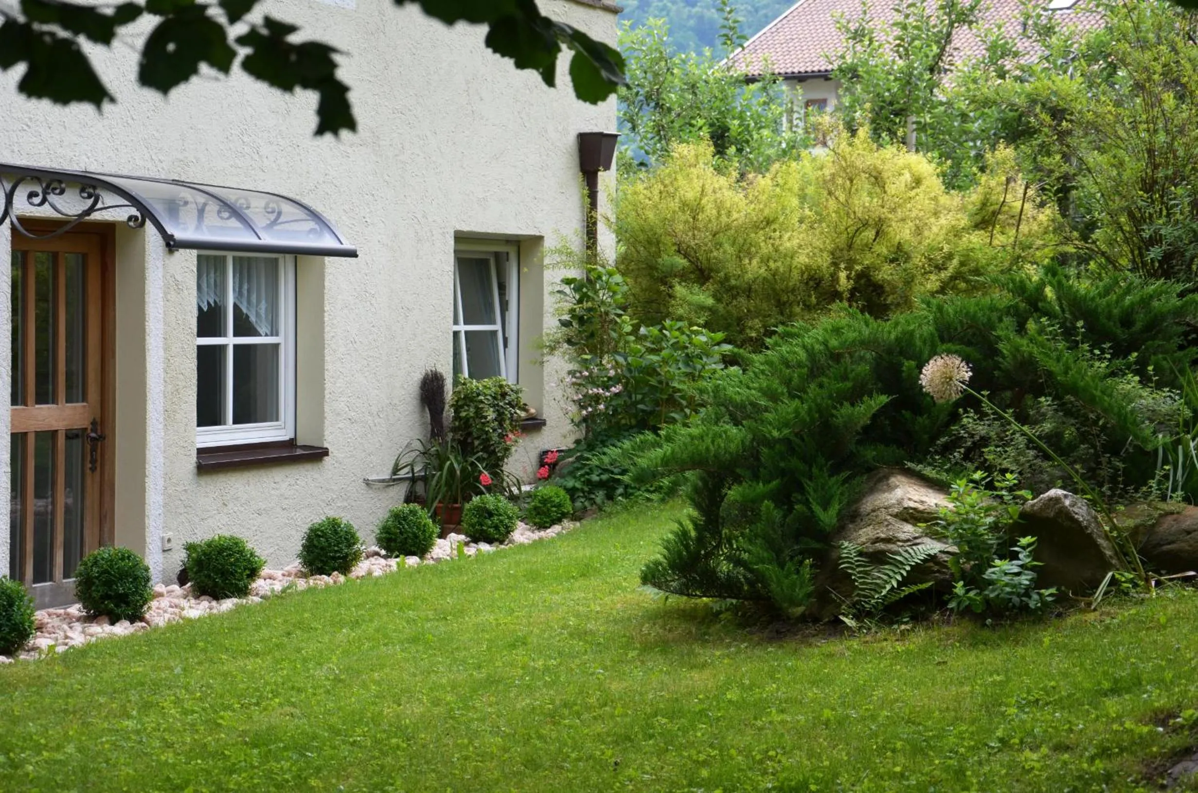 Property building in Obermaratscher Apartments Residence