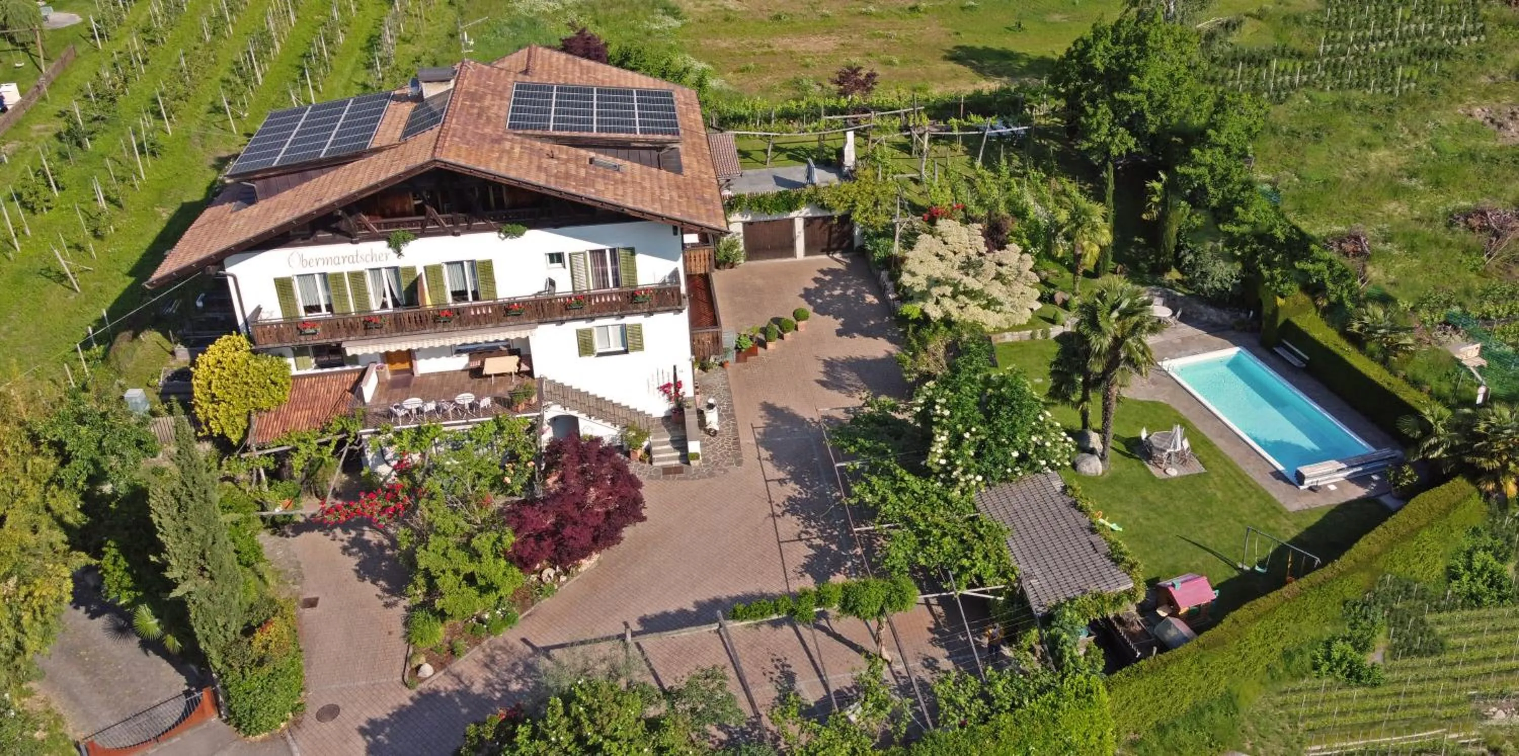 Property building in Obermaratscher Apartments Residence