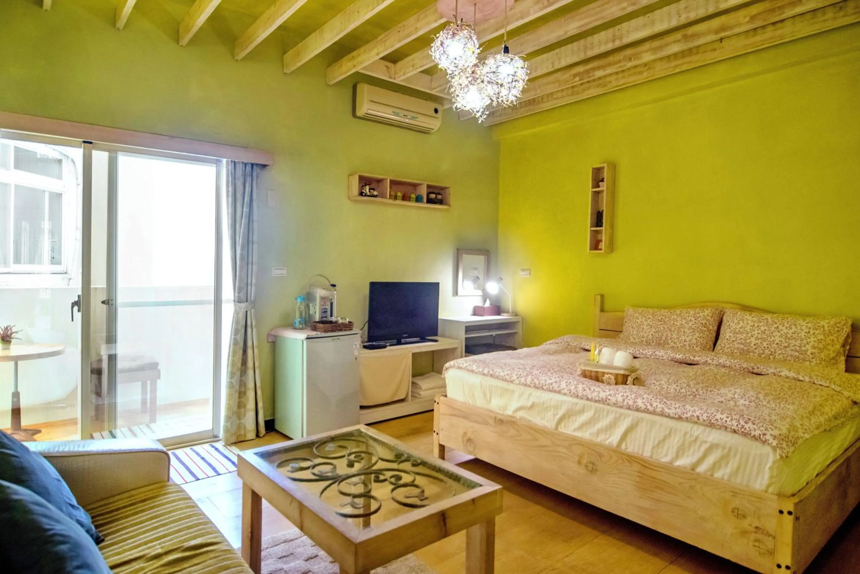 Bed in Seville Countrified B&B