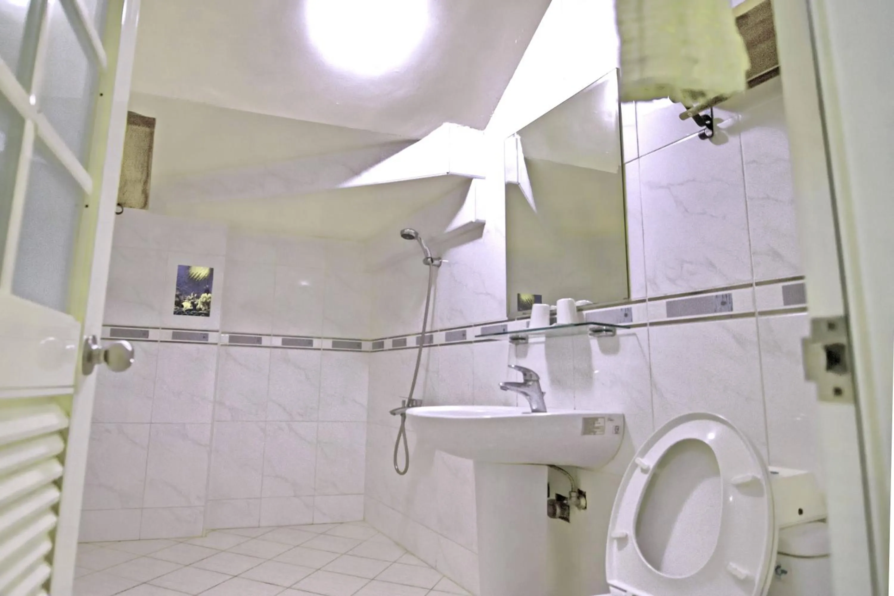 Bathroom in Seville Countrified B&B