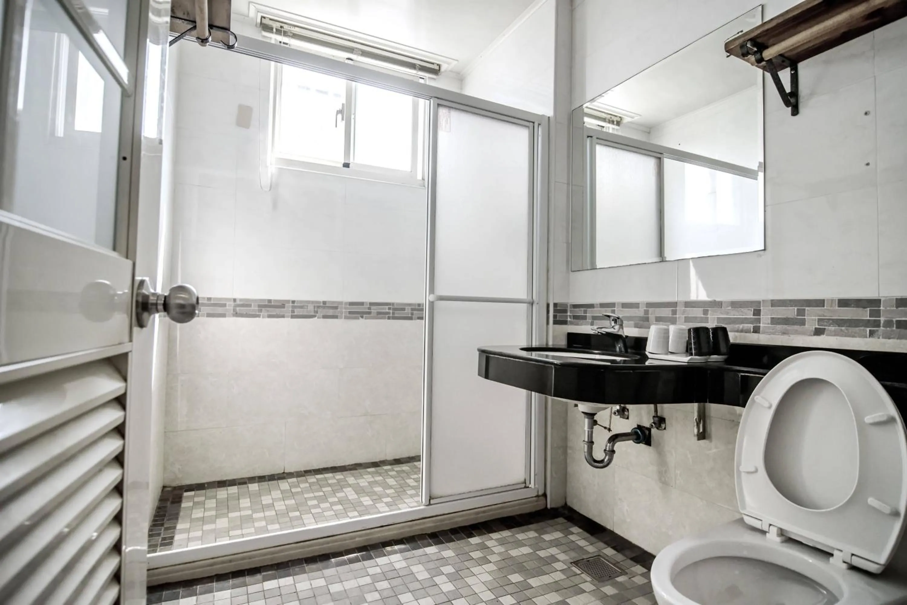 Bathroom in Seville Countrified B&B