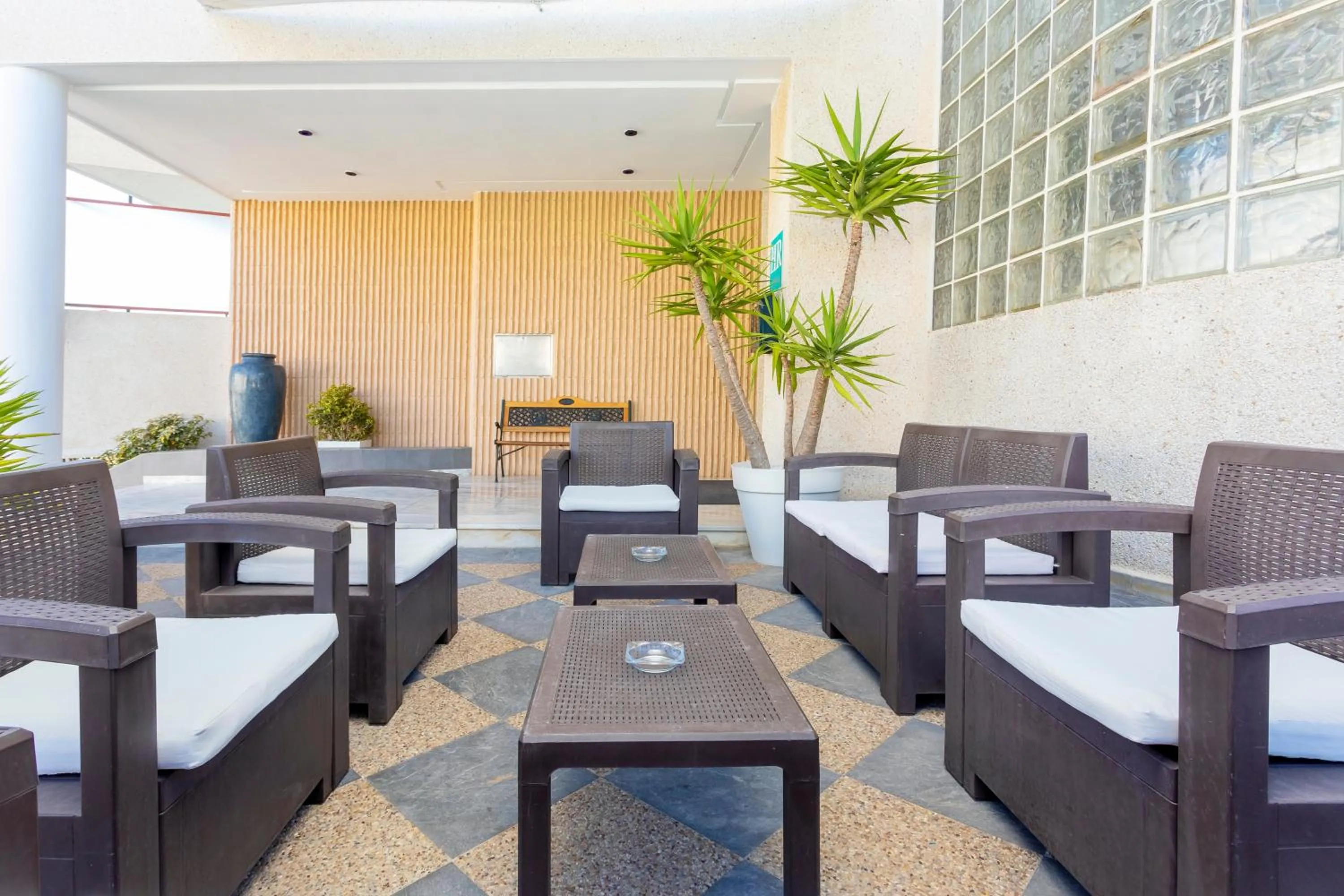 Patio in Hostal Molins Park