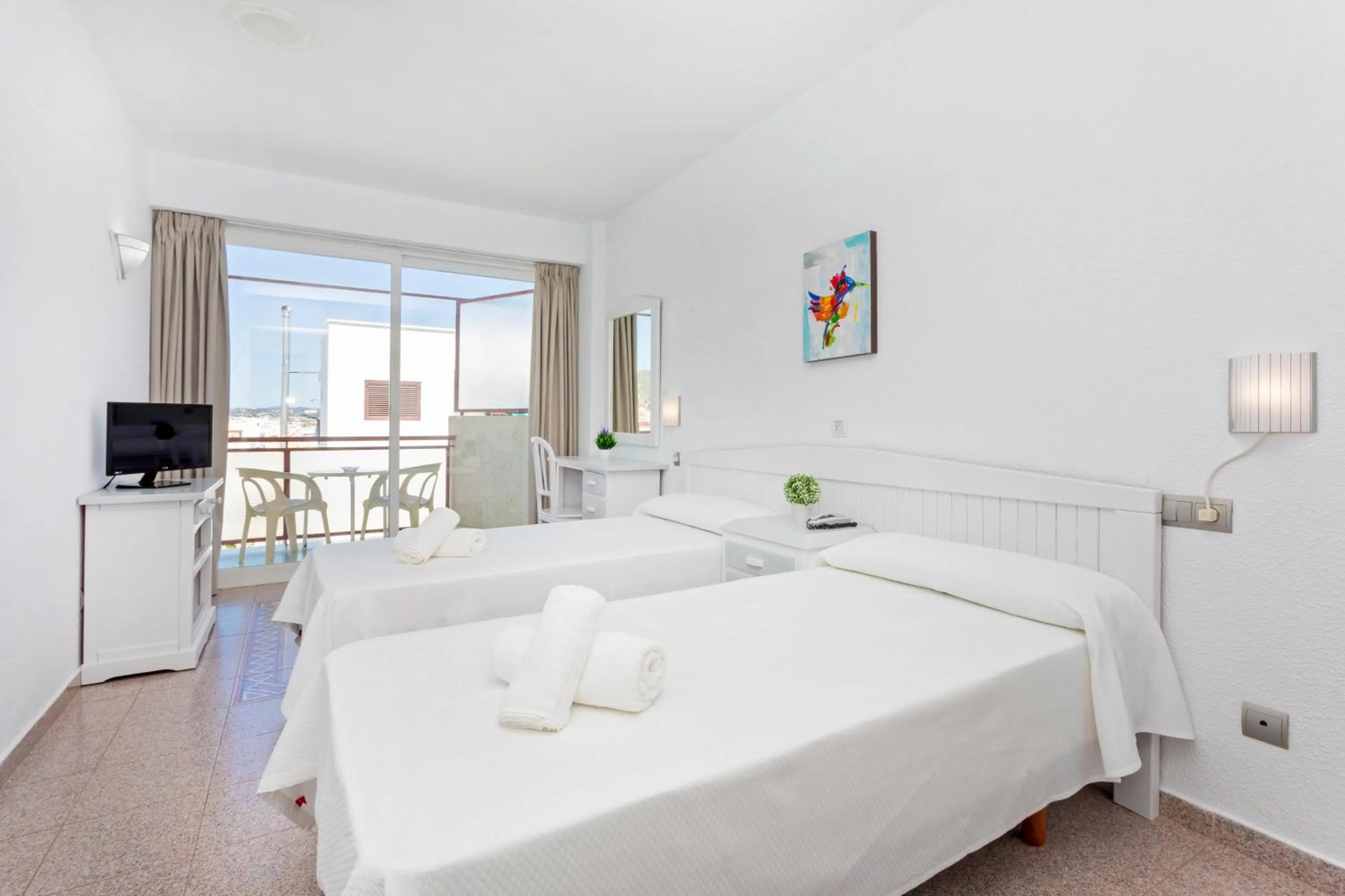 Photo of the whole room, Bed in Hostal Molins Park