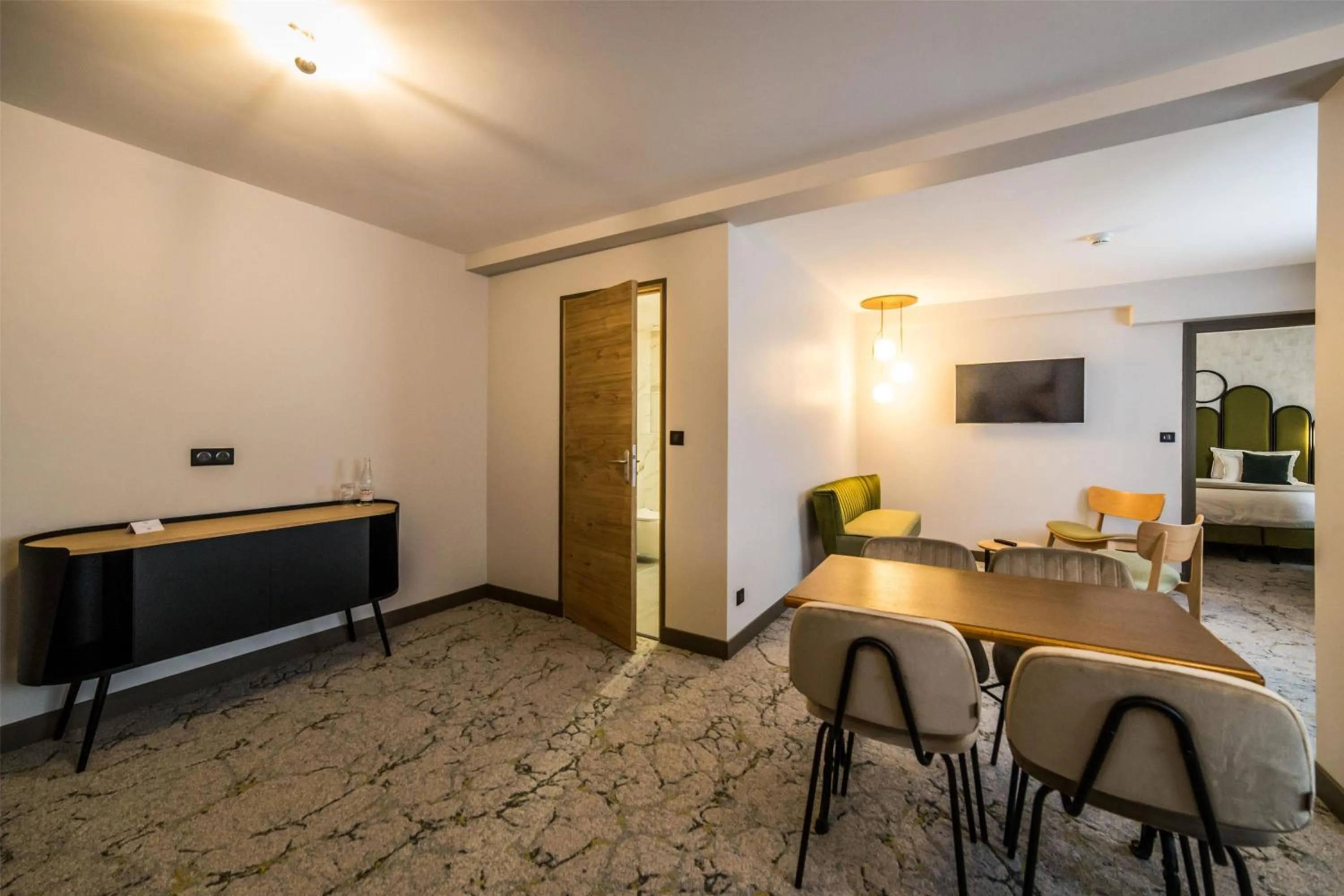 Photo of the whole room in Best Western Le Relais du Vigneron