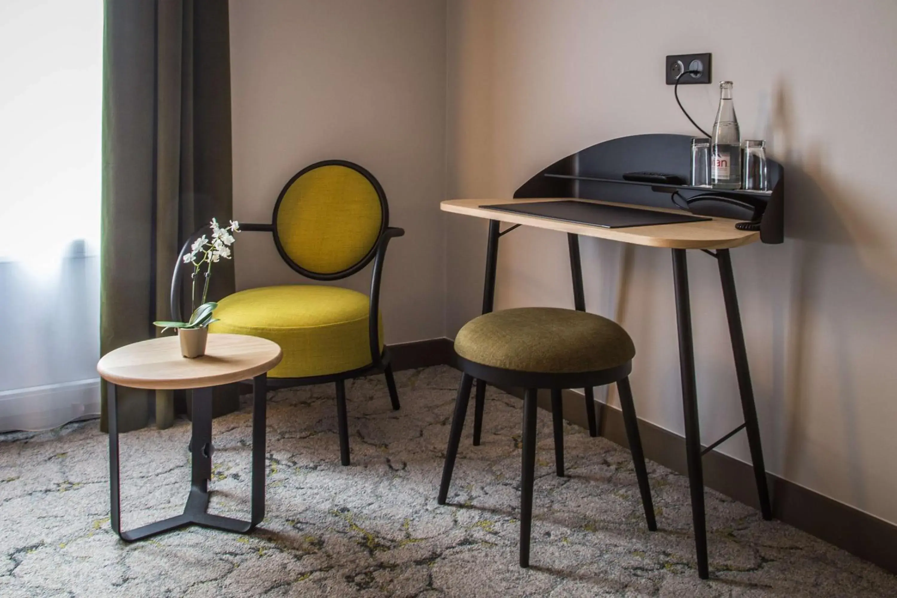 Bedroom in Best Western Le Relais du Vigneron Bedroom in Best Western Le Relais du Vigneron