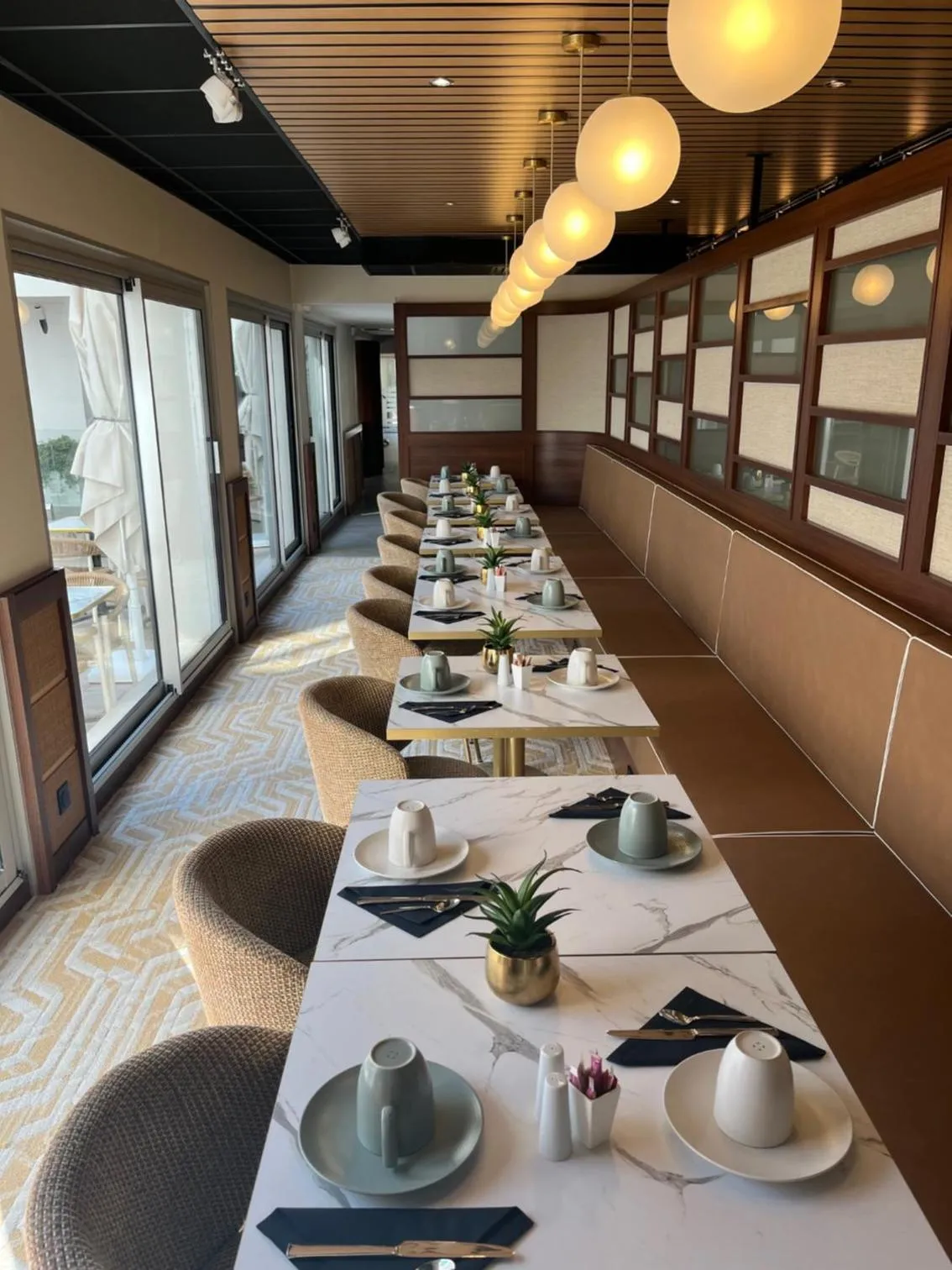 Breakfast in Hôtel Le Yachtman, The Originals Collection