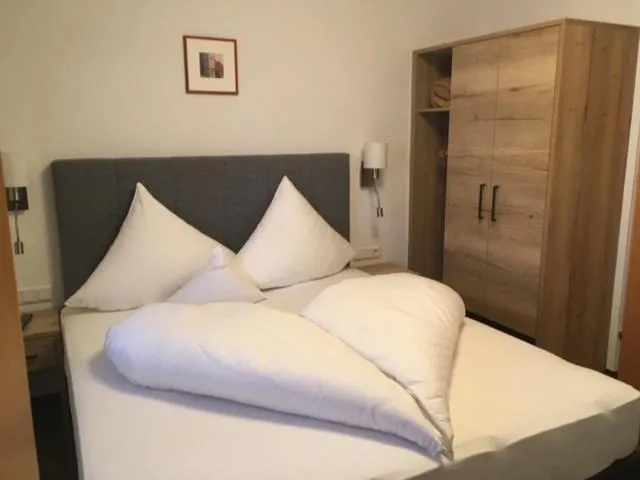 Quadruple Room with Mountain View in Hotel Tristkogel