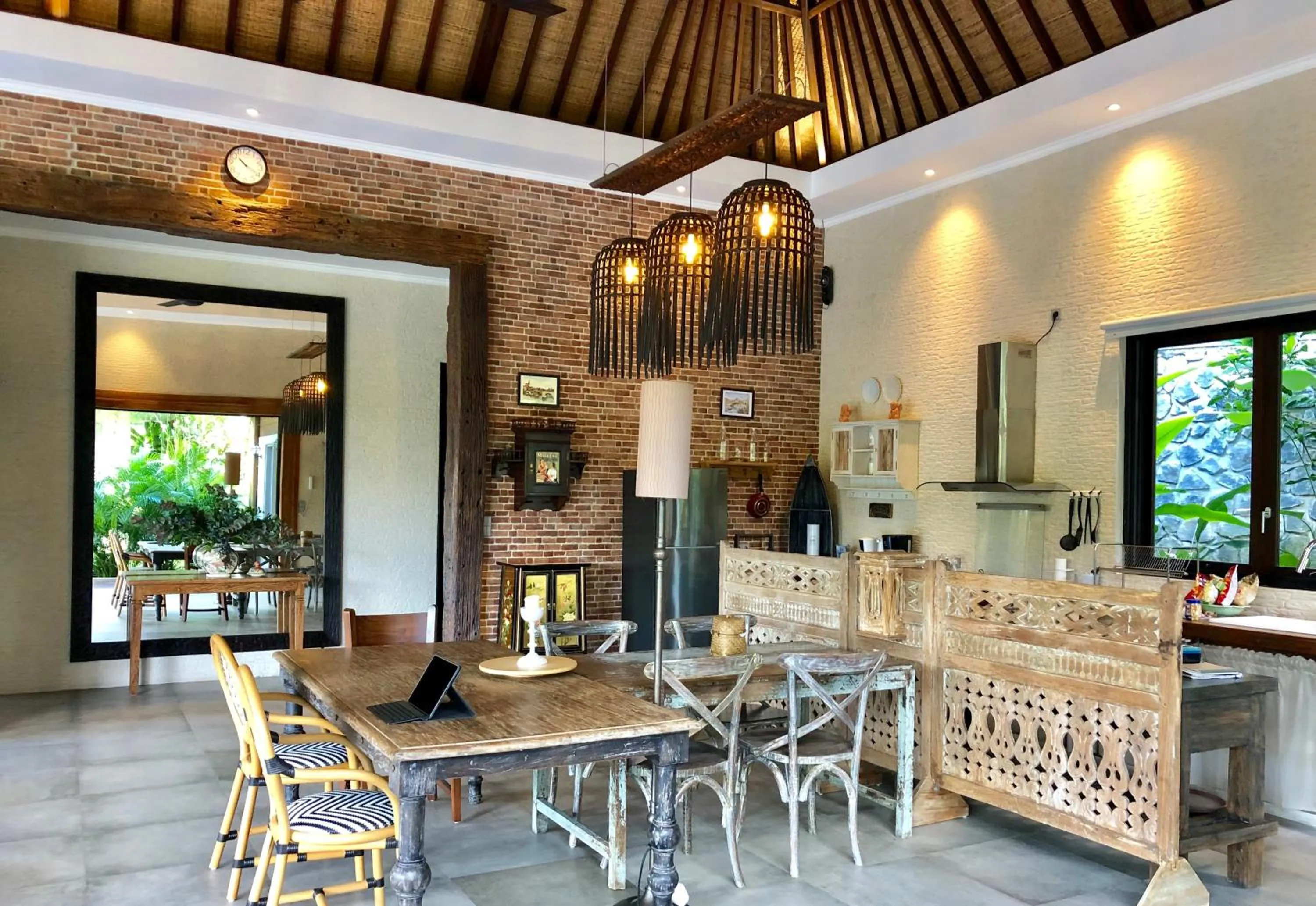 Decorative detail in Puri Kasih Gottlieb