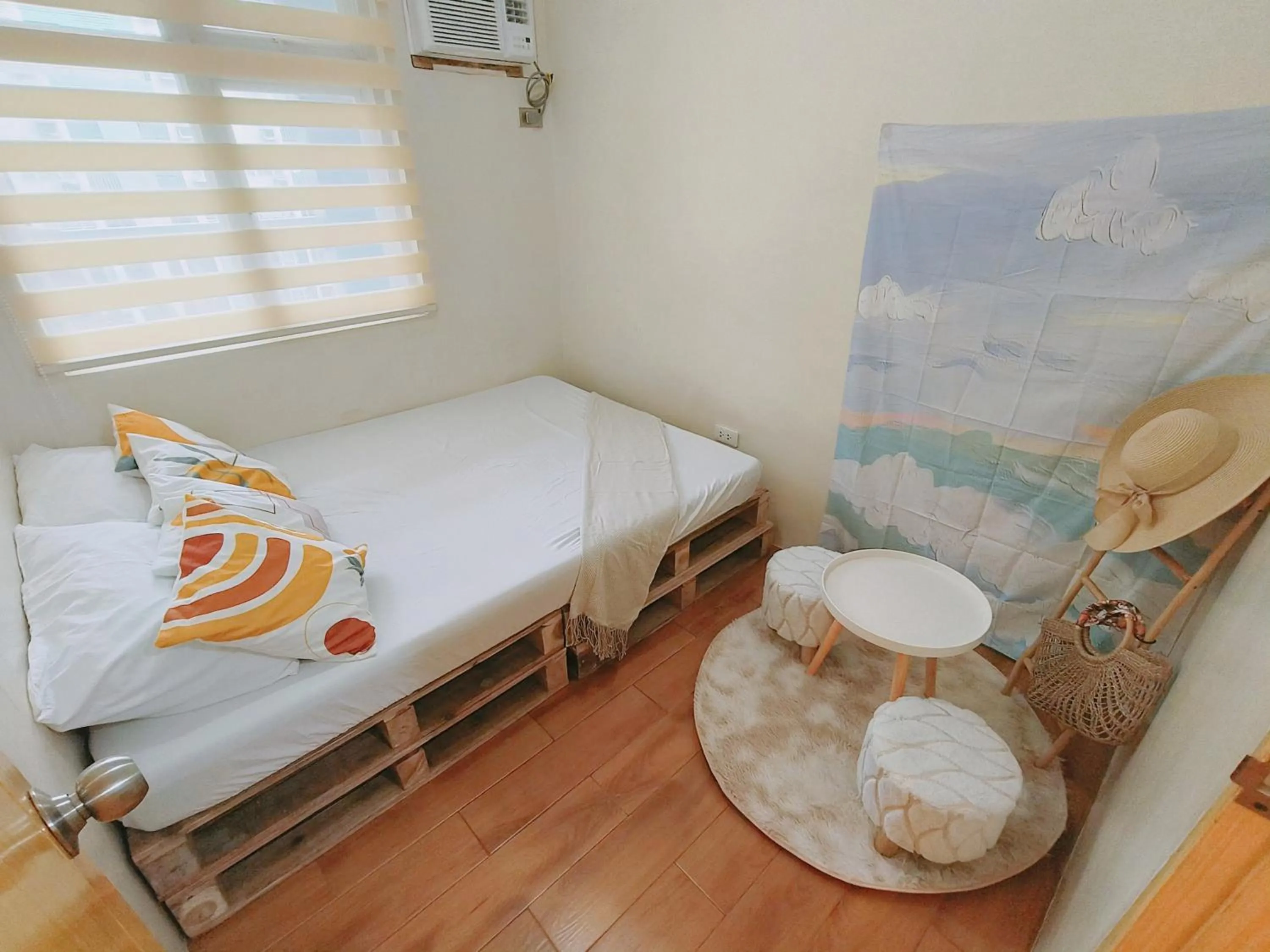 Bed in Davao Condo 2BR Pool Wifi Netflix