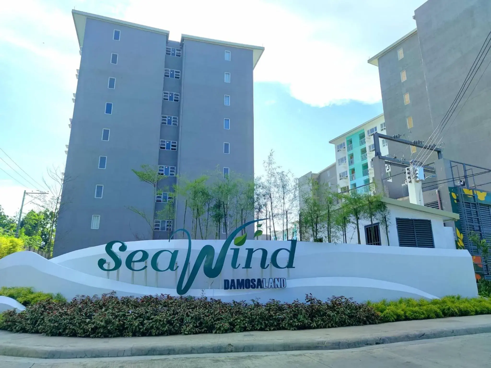 Property building in Davao Condo 2BR Pool Wifi Netflix Property building in Davao Condo 2BR Pool Wifi Netflix