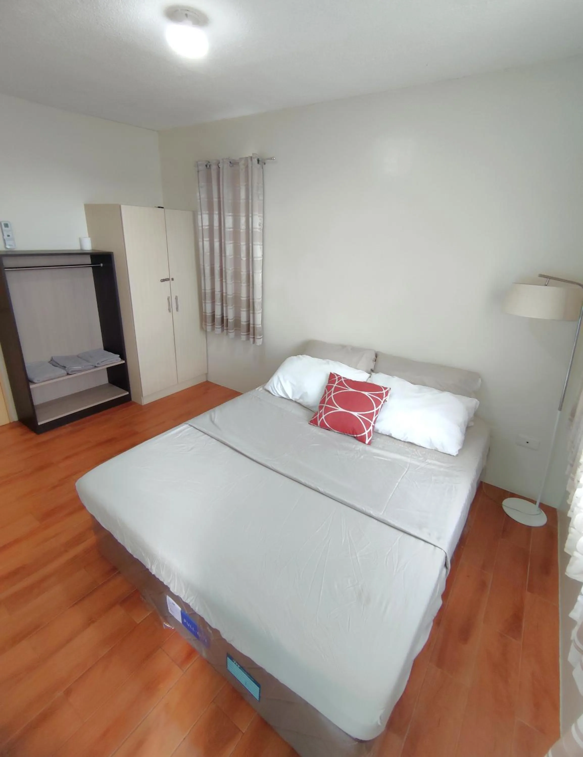 Bed in Davao Condo 2BR Pool Wifi Netflix