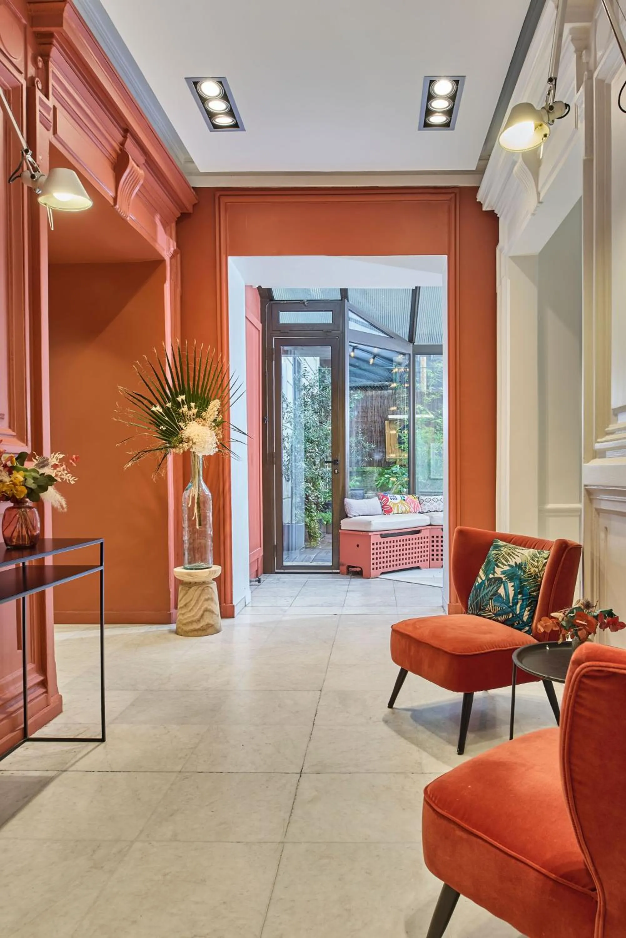 Living room in Hotel Cervantes by Happyculture