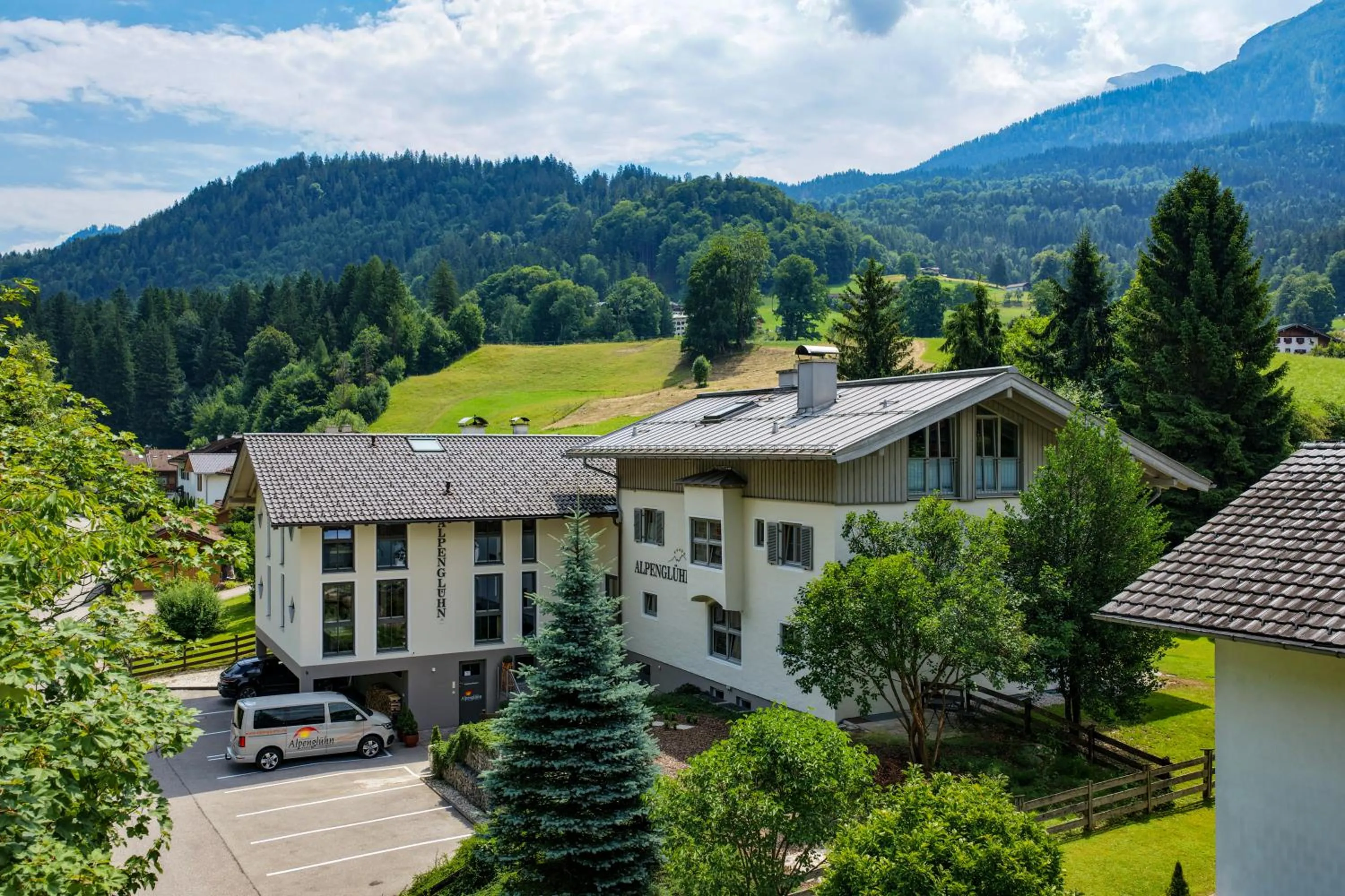 Alpenglühn Apartments - Adult Only