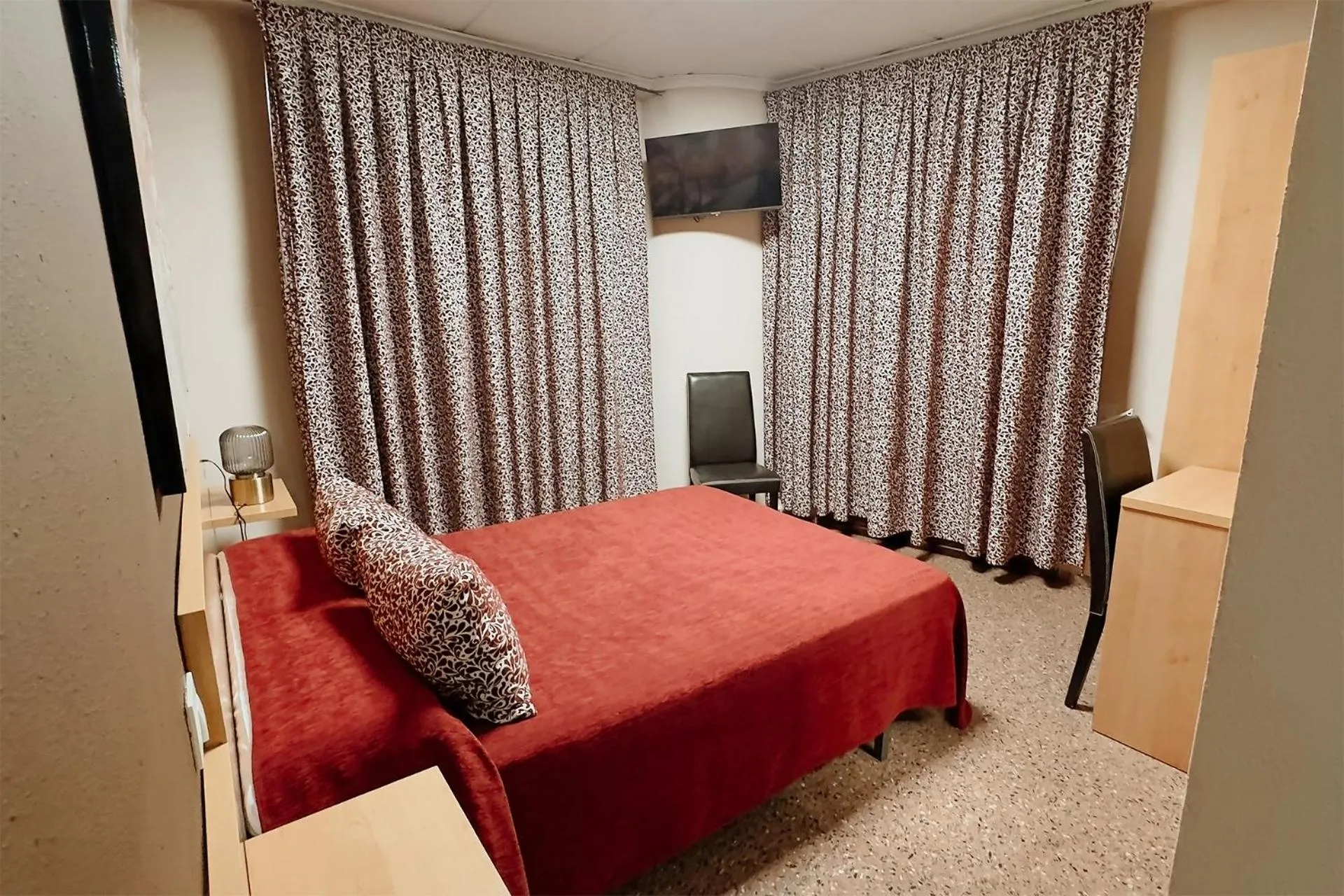 Photo of the whole room, Bed in Hotel Anna