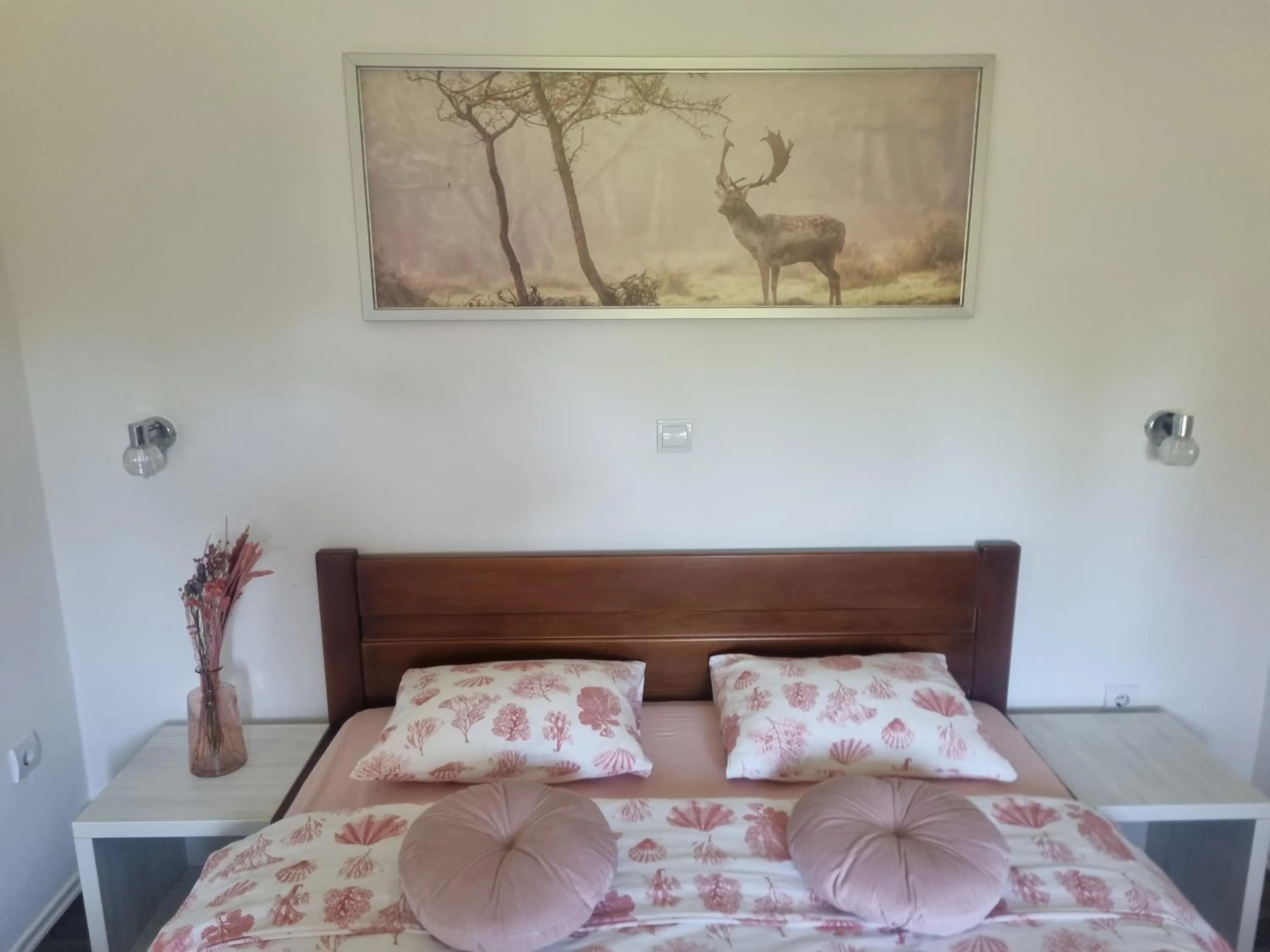 Bed in 4 Seasons Guest House